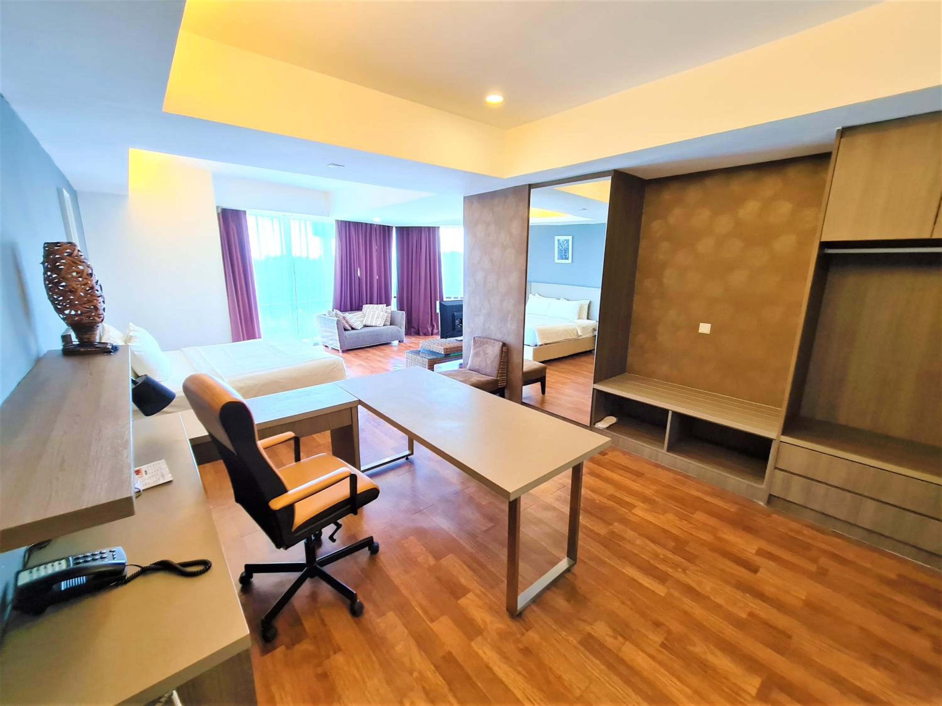Junior Suite - Photo 17