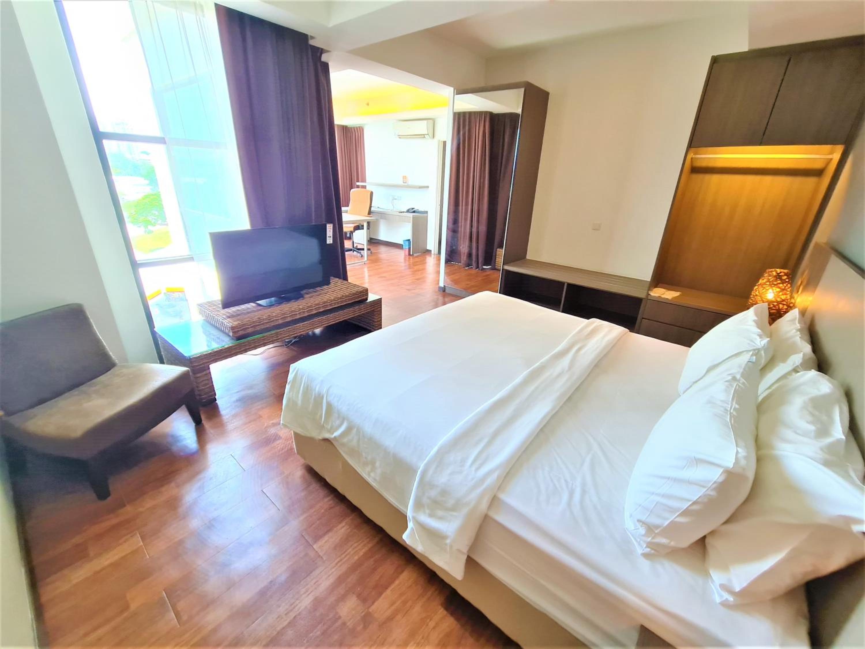 Junior Suite - Photo 13