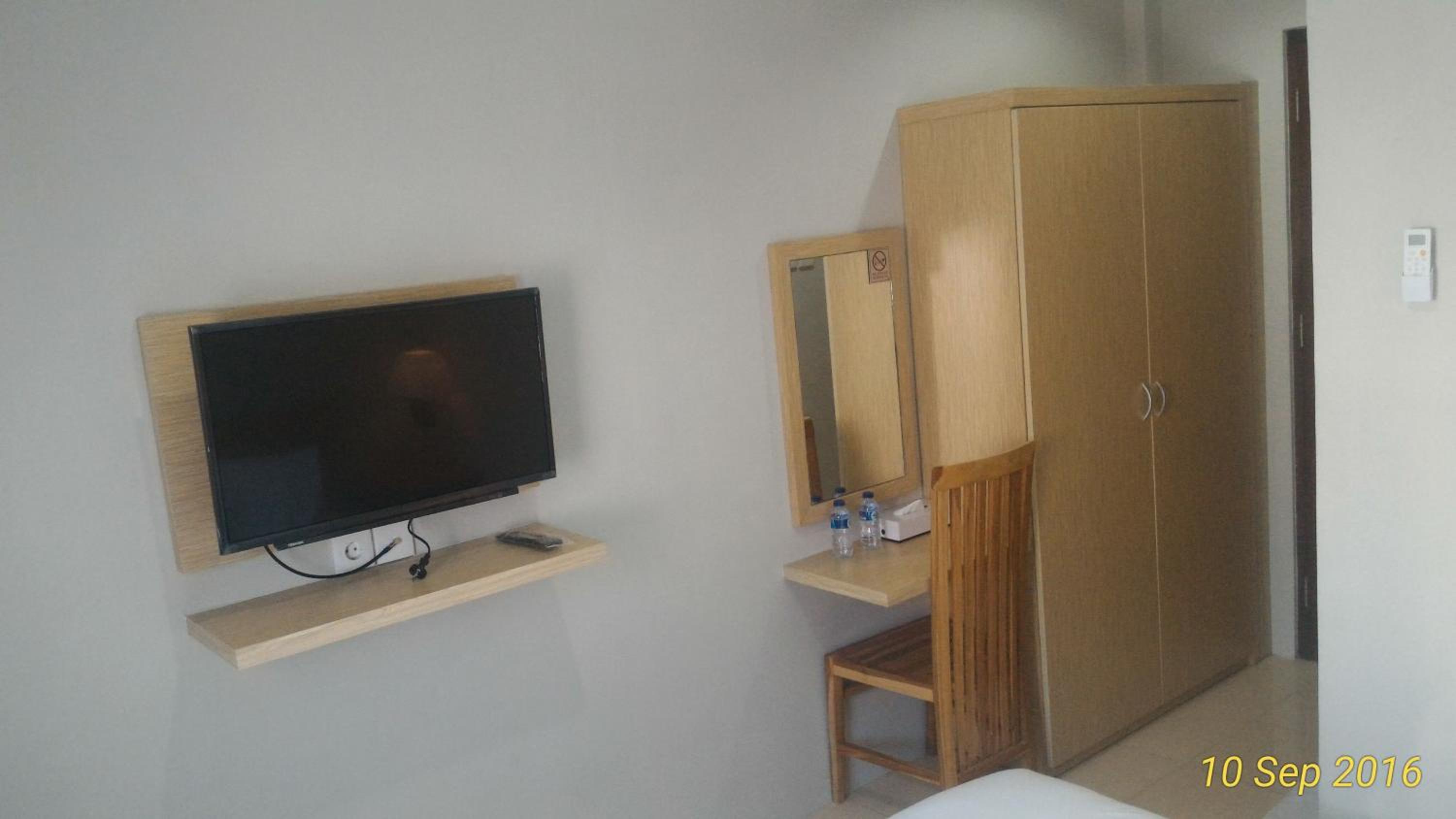 Budget Double Room - Photo 6