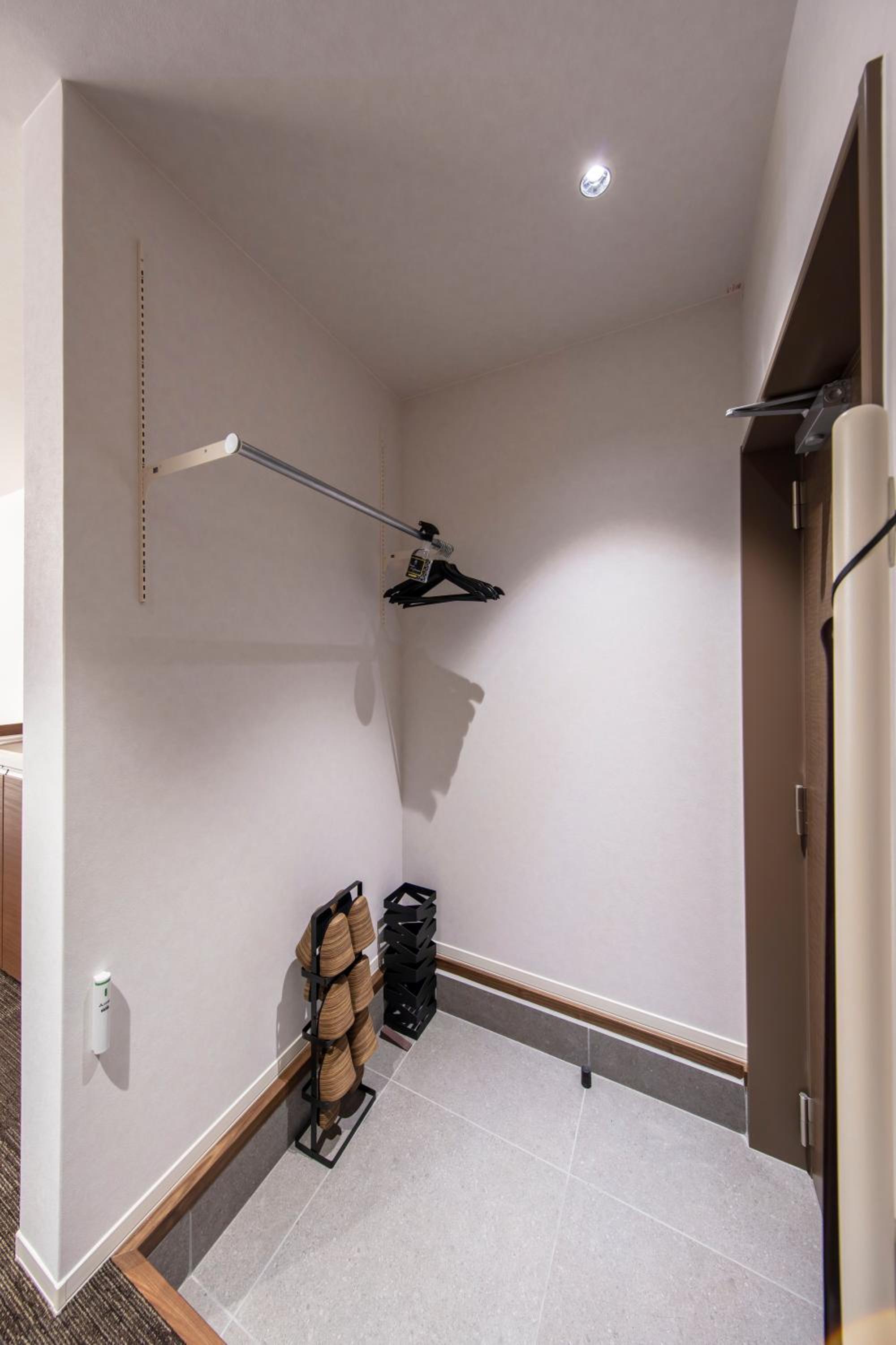 Standard Triple Room - Photo 5