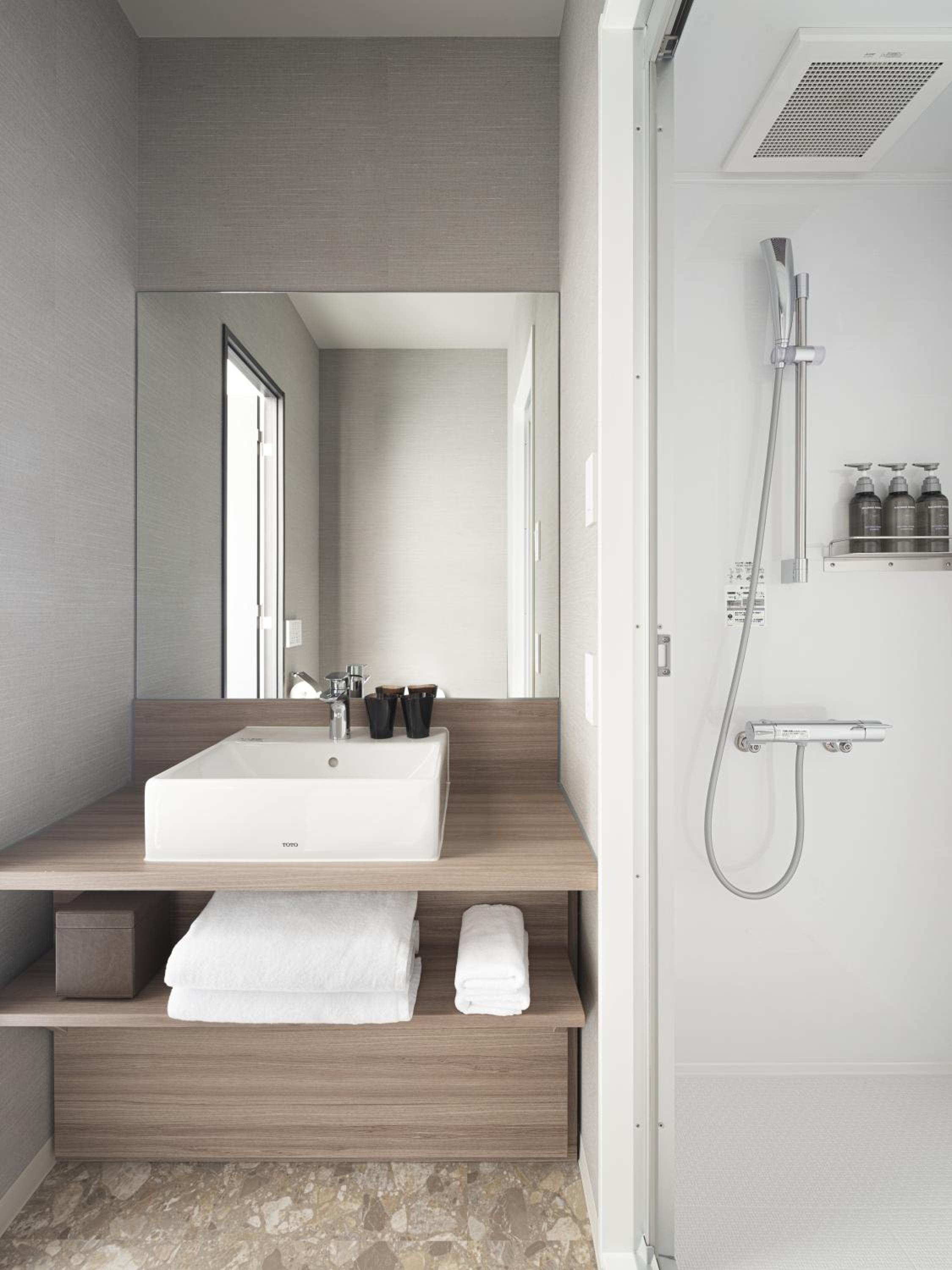 Double Room - Non-Smoking  - Photo 2