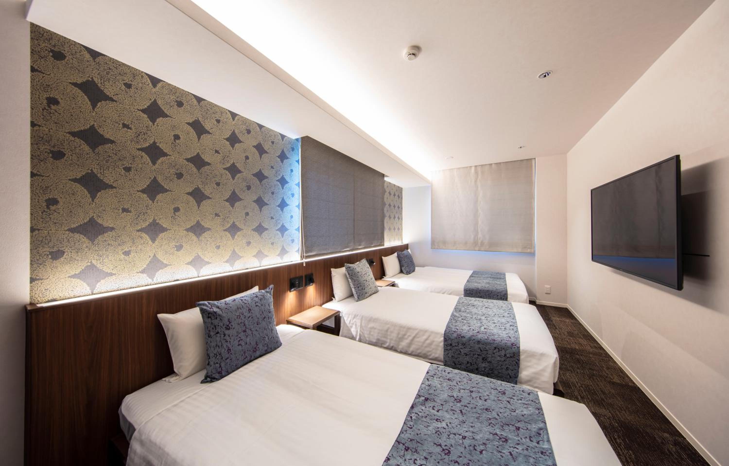 Standard Triple Room - Photo 11