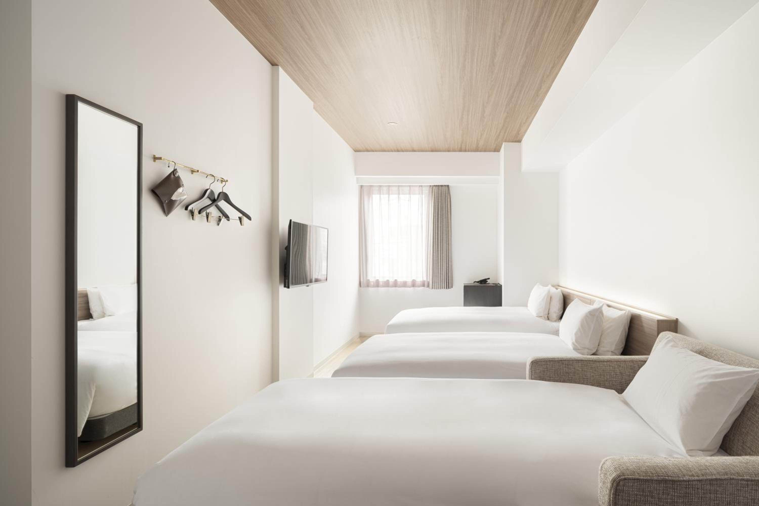 Triple Room with Disability Access - Non-Smoking - Photo 3