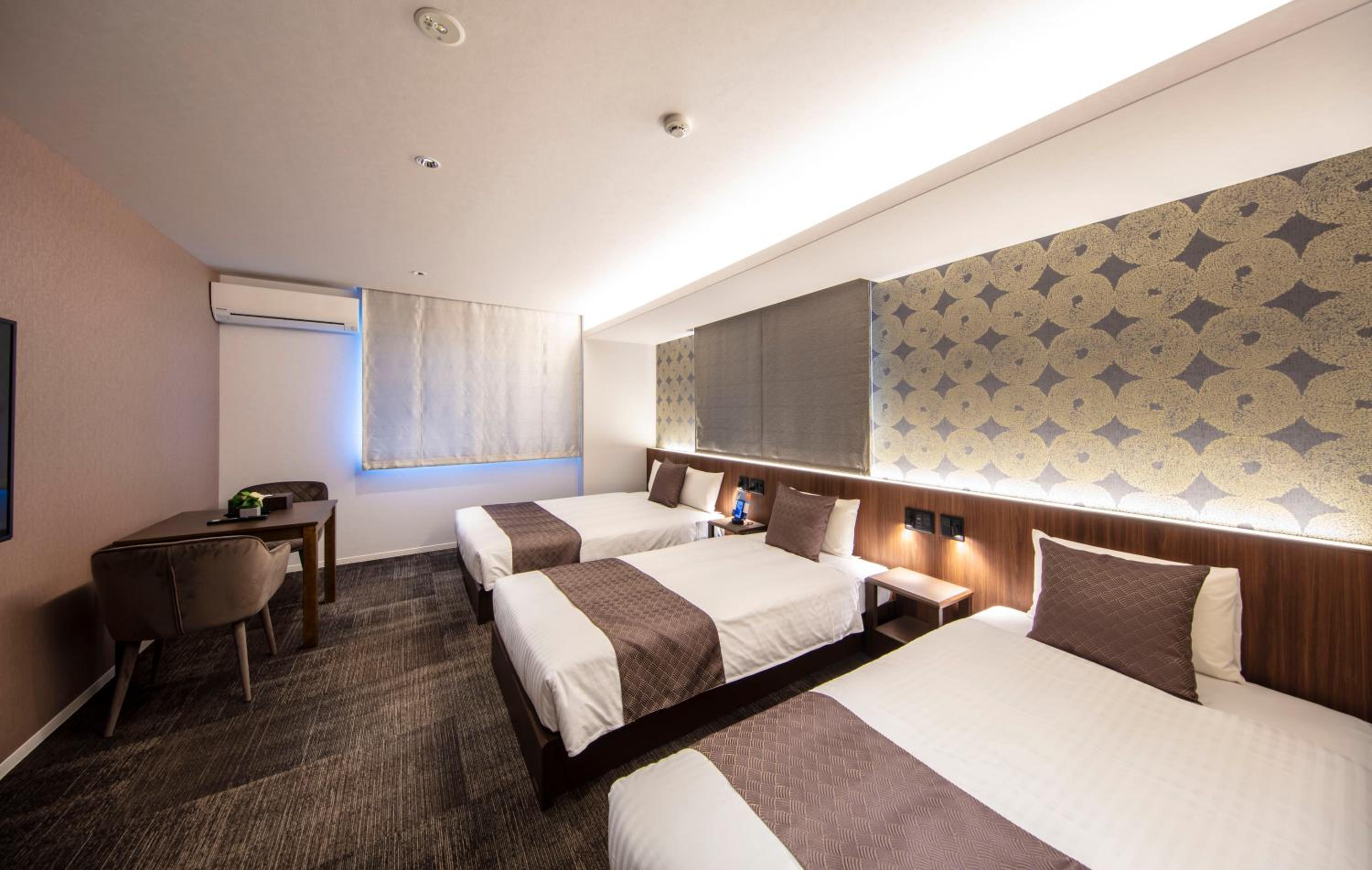 Superior Triple Room - Photo 26