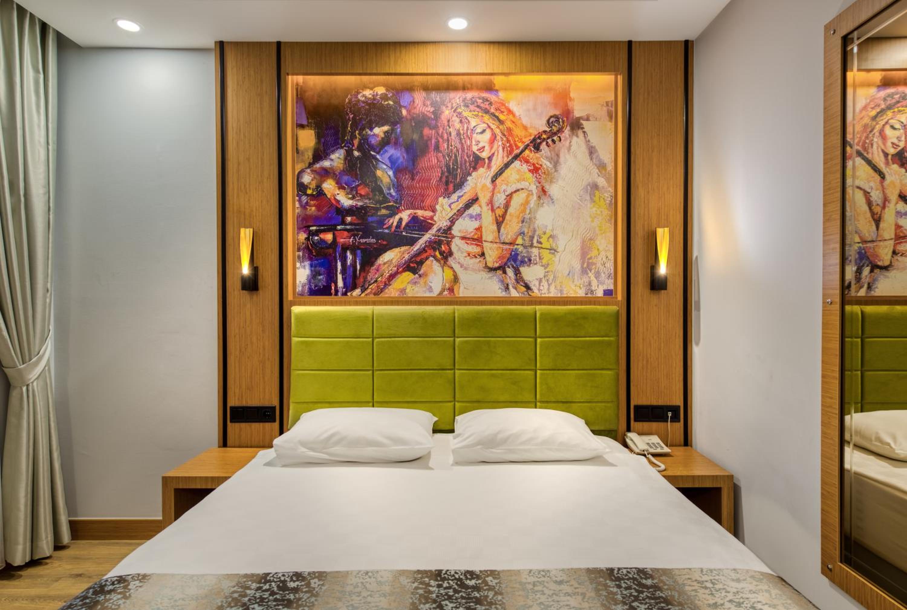 Economy Double or Twin Room photo 1