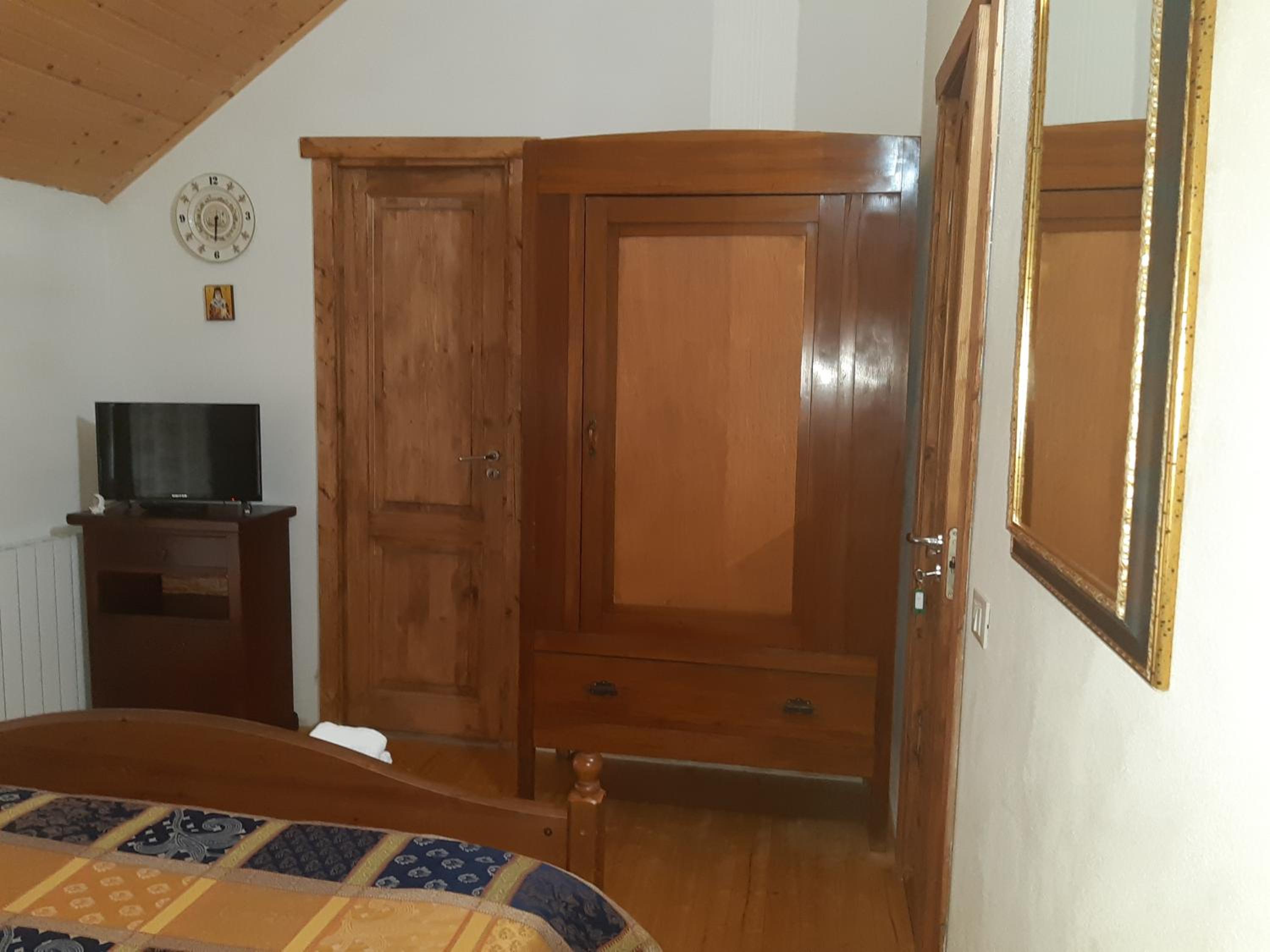 Double Room with Private Bathroom photo 2