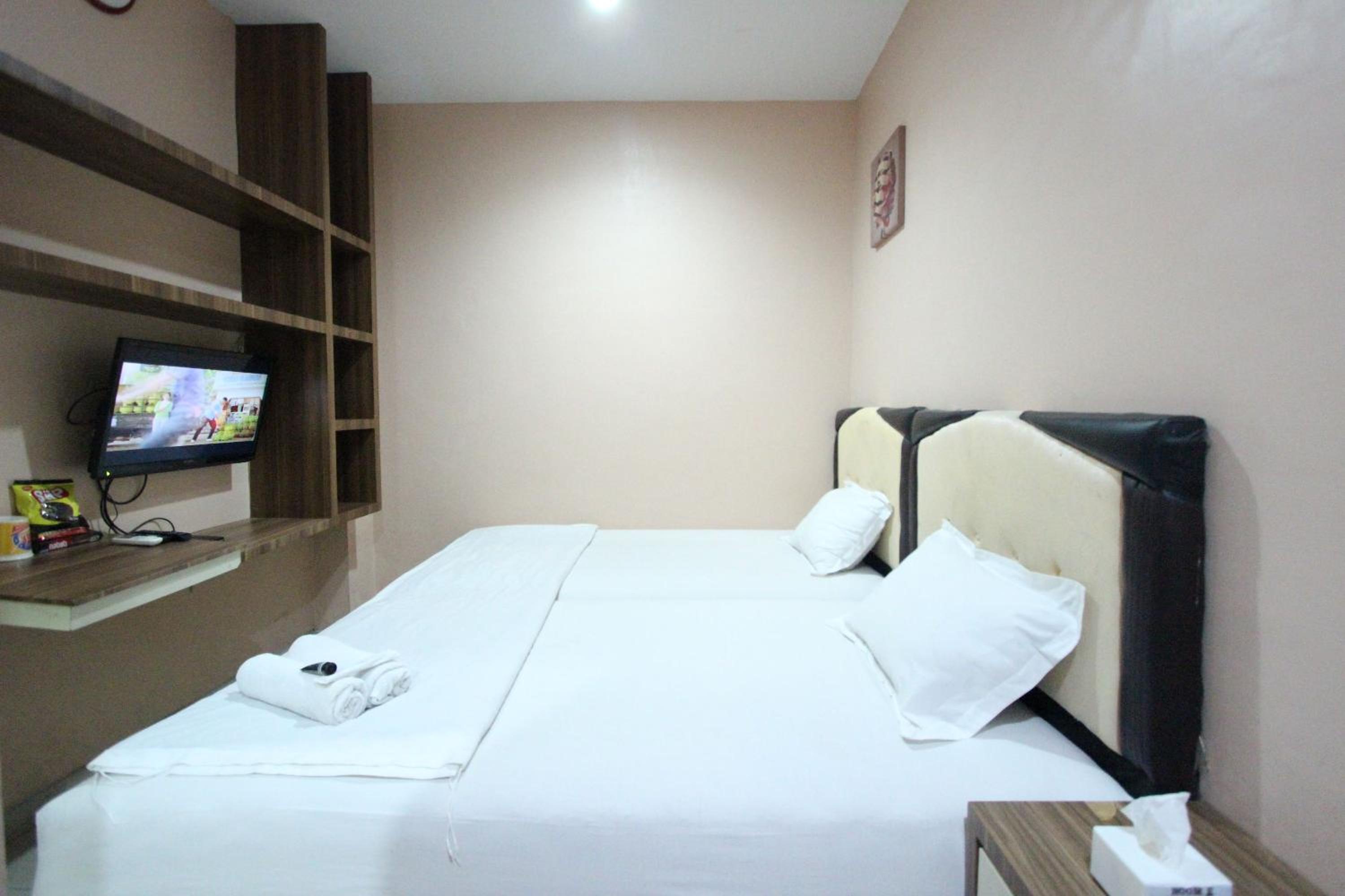 Deluxe Twin Room - Photo 6