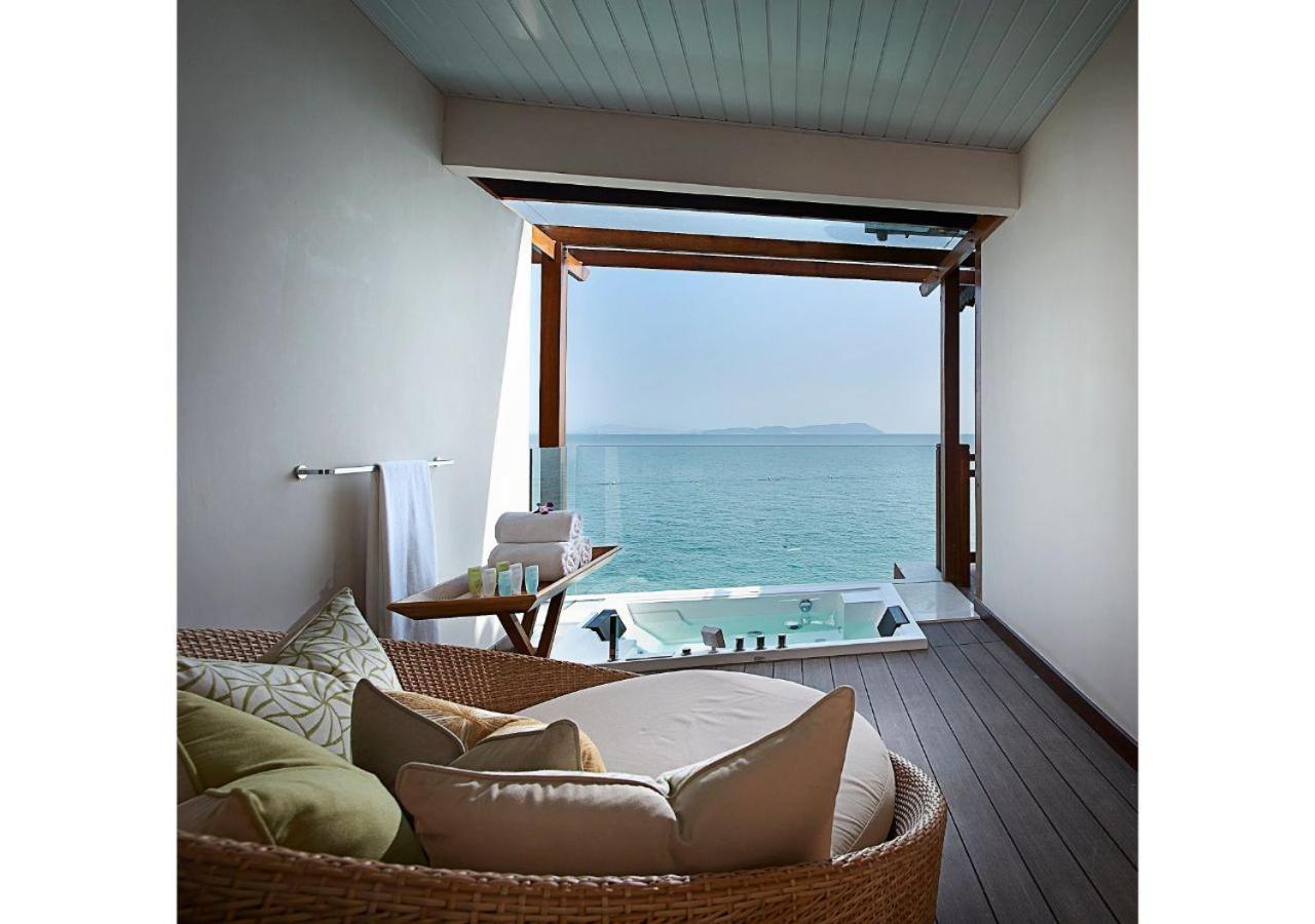 Premier Suite on Water - Photo 7