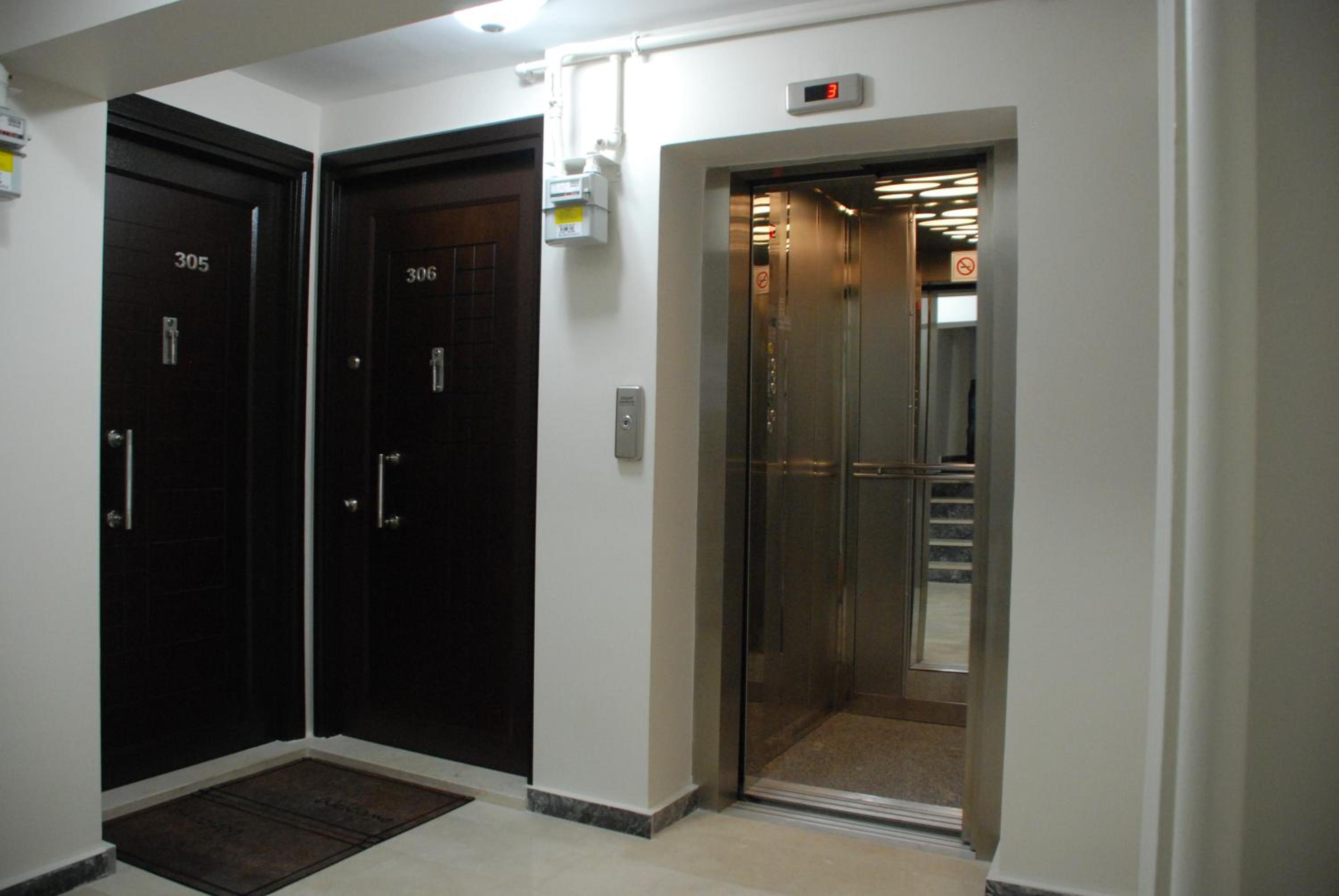 One-Bedroom Apartment - Photo 7