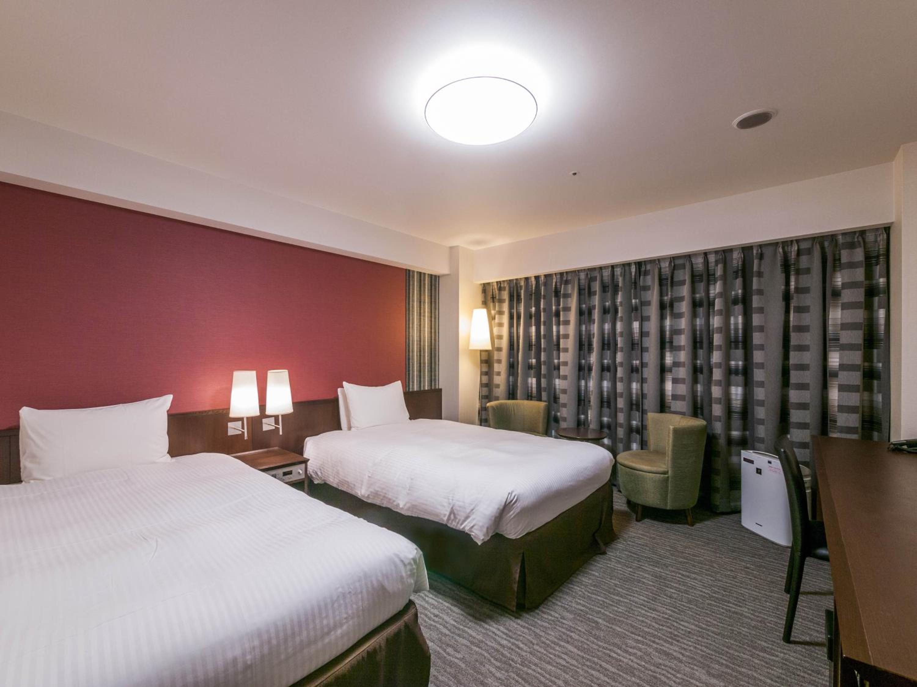 Standard Twin Room - Non-Smoking - Photo 1