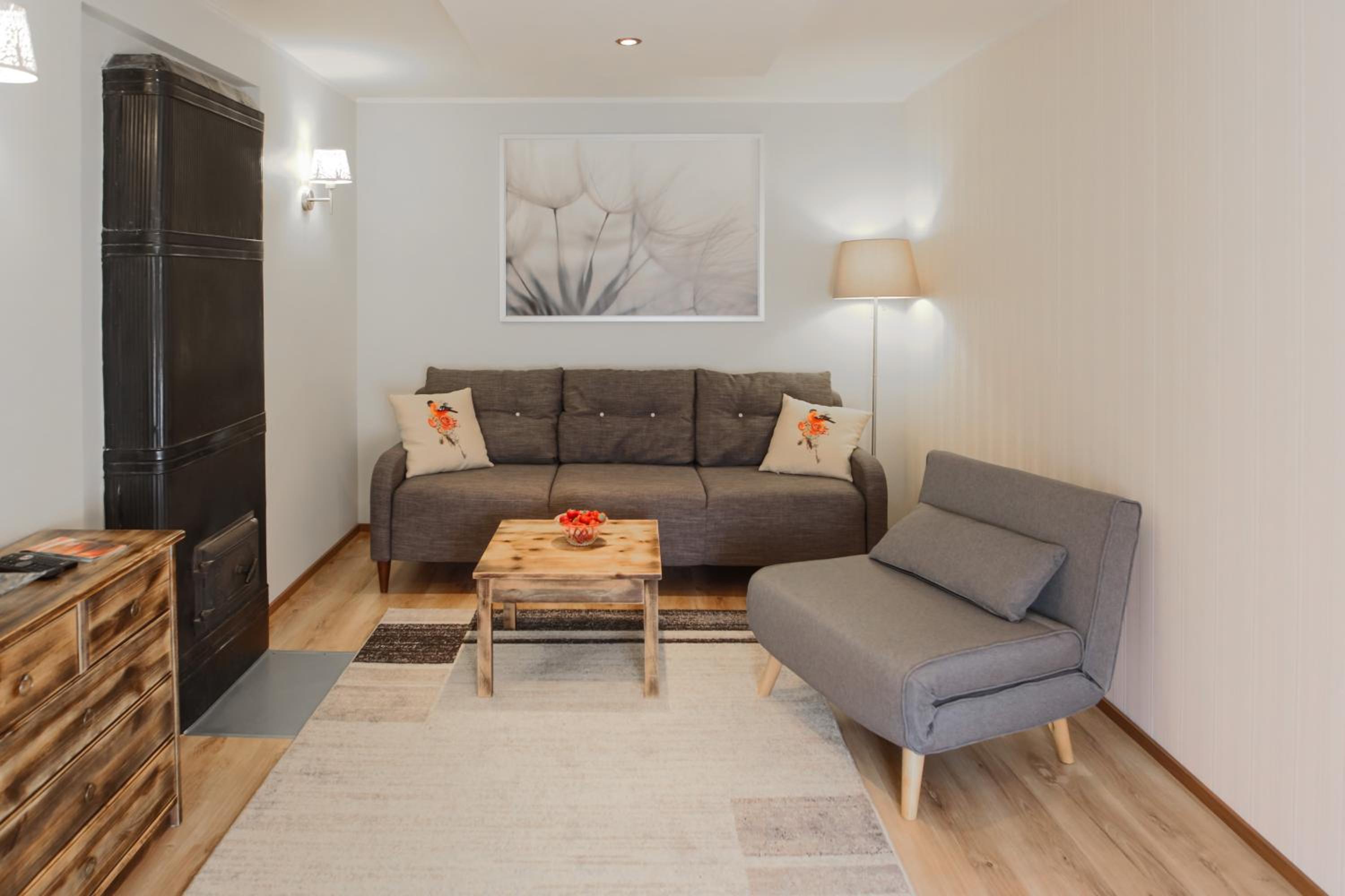 One-Bedroom House - Photo 1