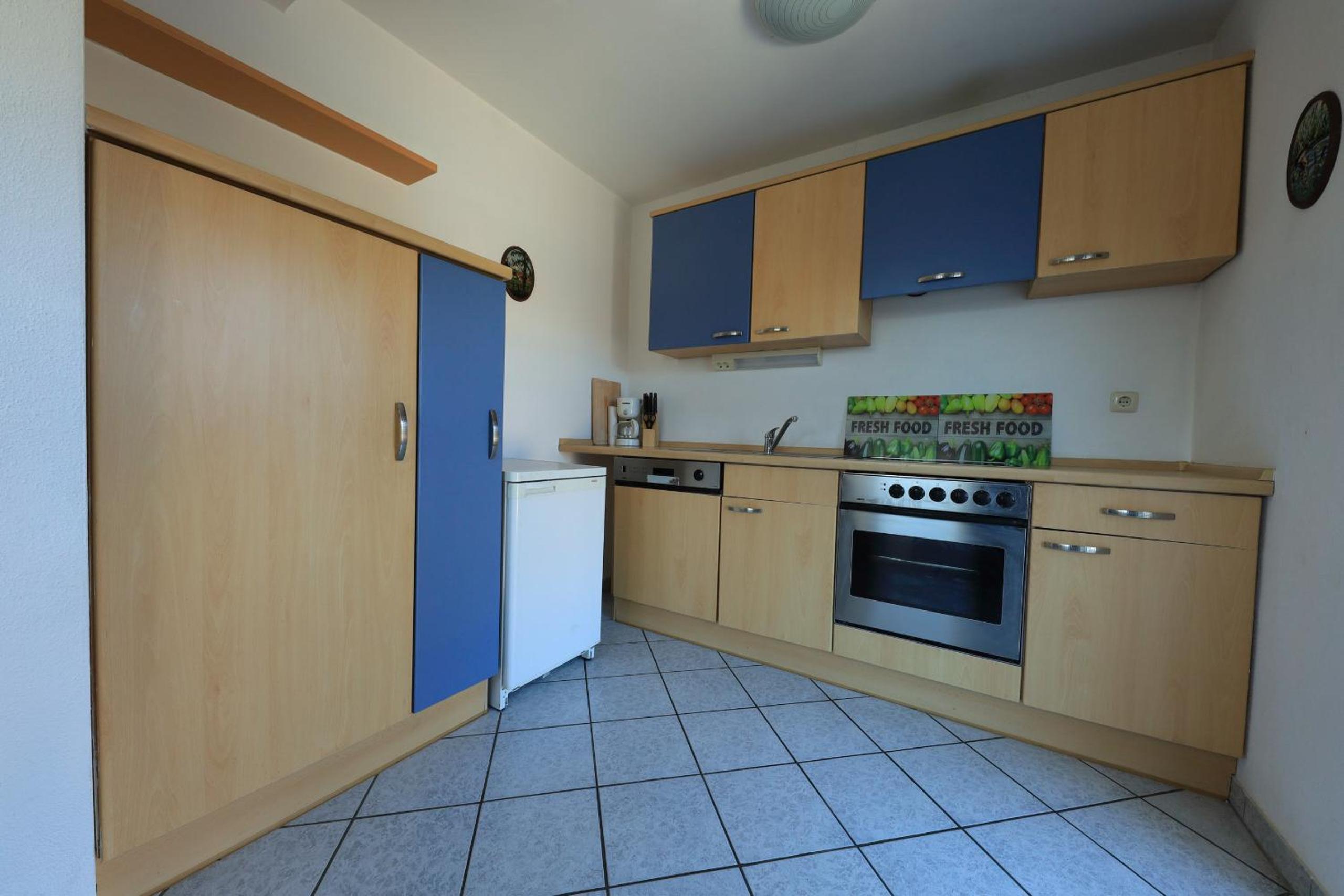 Two-Bedroom Apartment with Balcony photo 3