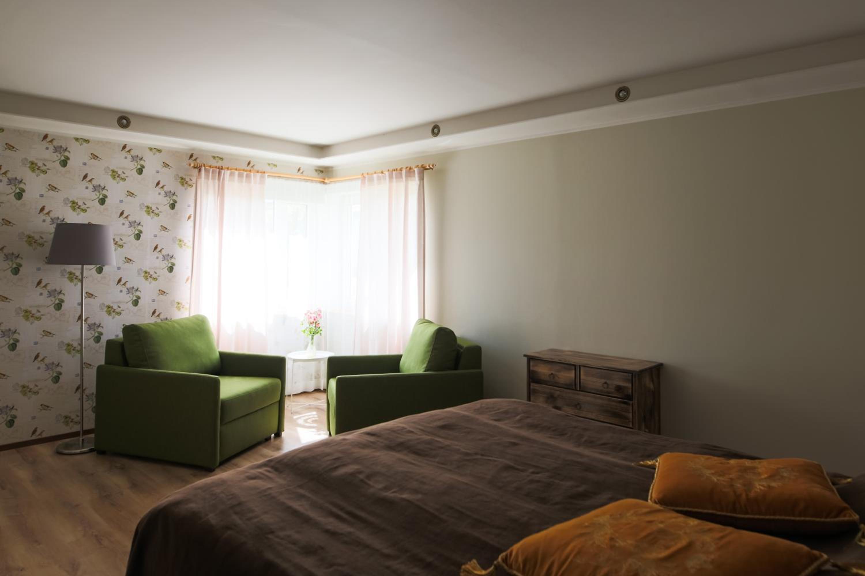 One-Bedroom House - Photo 16