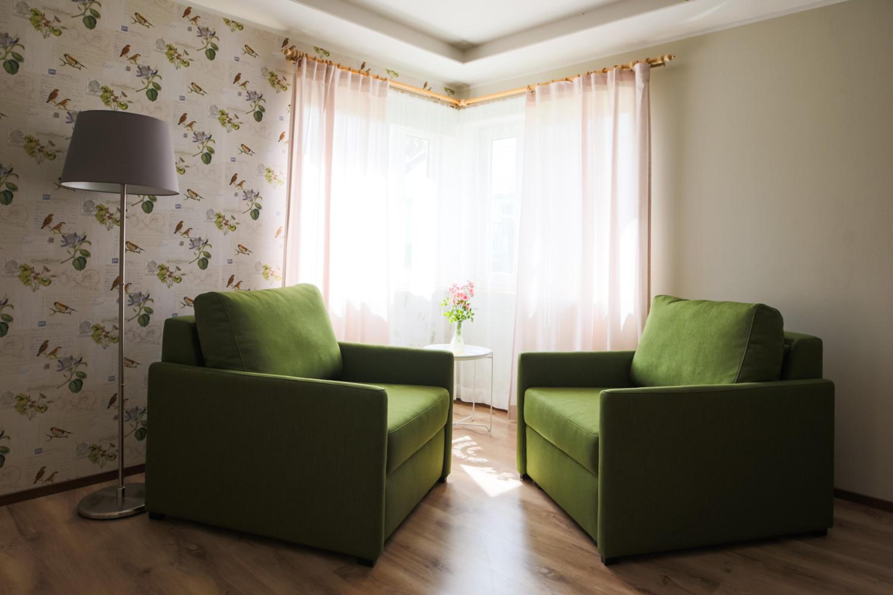 One-Bedroom House - Photo 17