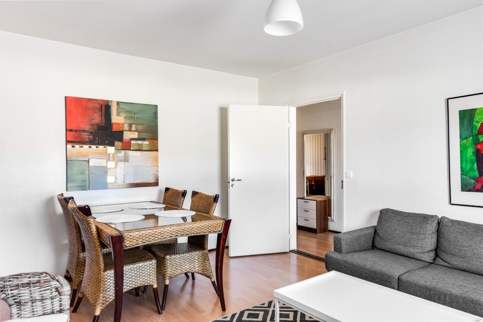 Three-Bedroom Apartment photo 2