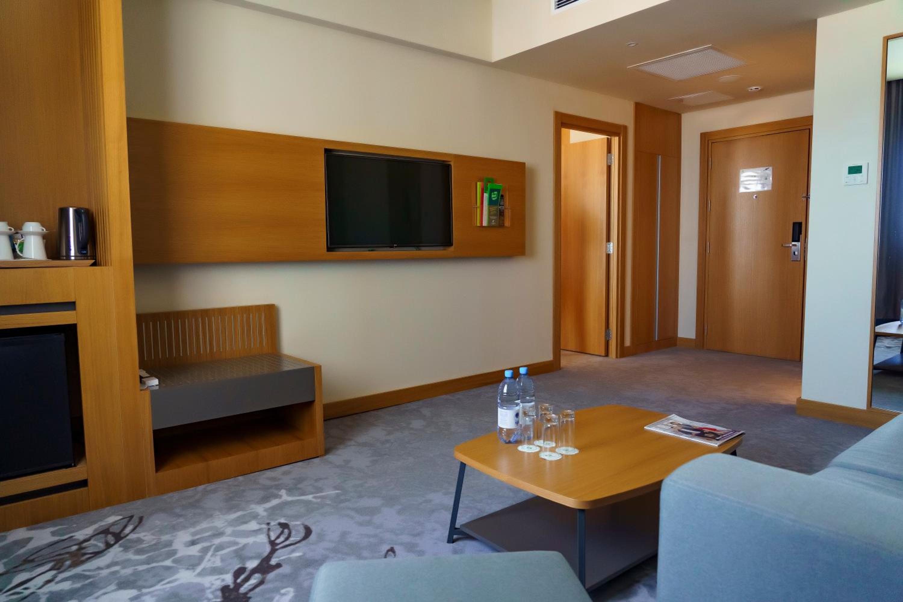 One-Bedroom King Suite - Photo 1