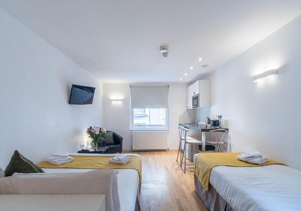 Triple Studio Apartment photo 3