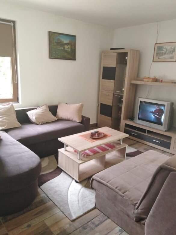 One-Bedroom House photo 1
