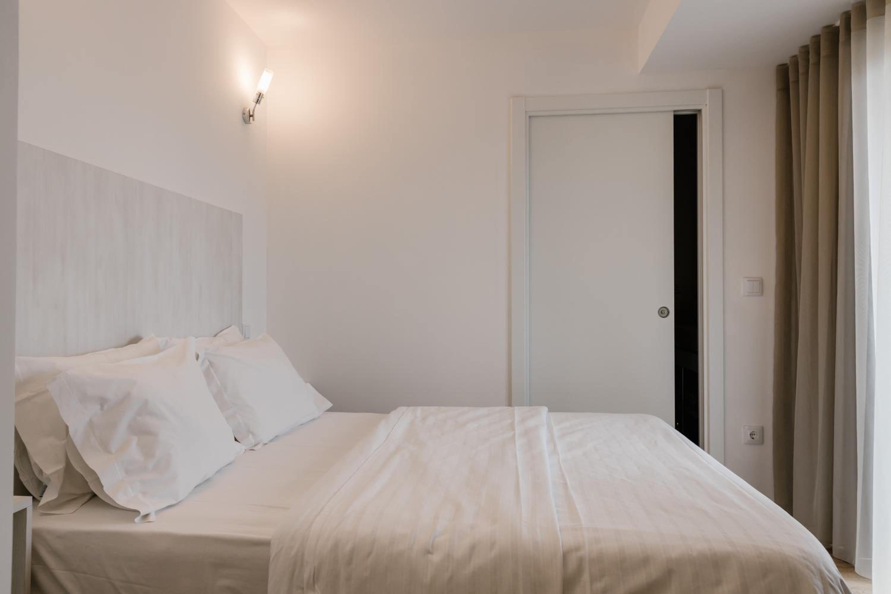 Superior Double Room - Photo 4