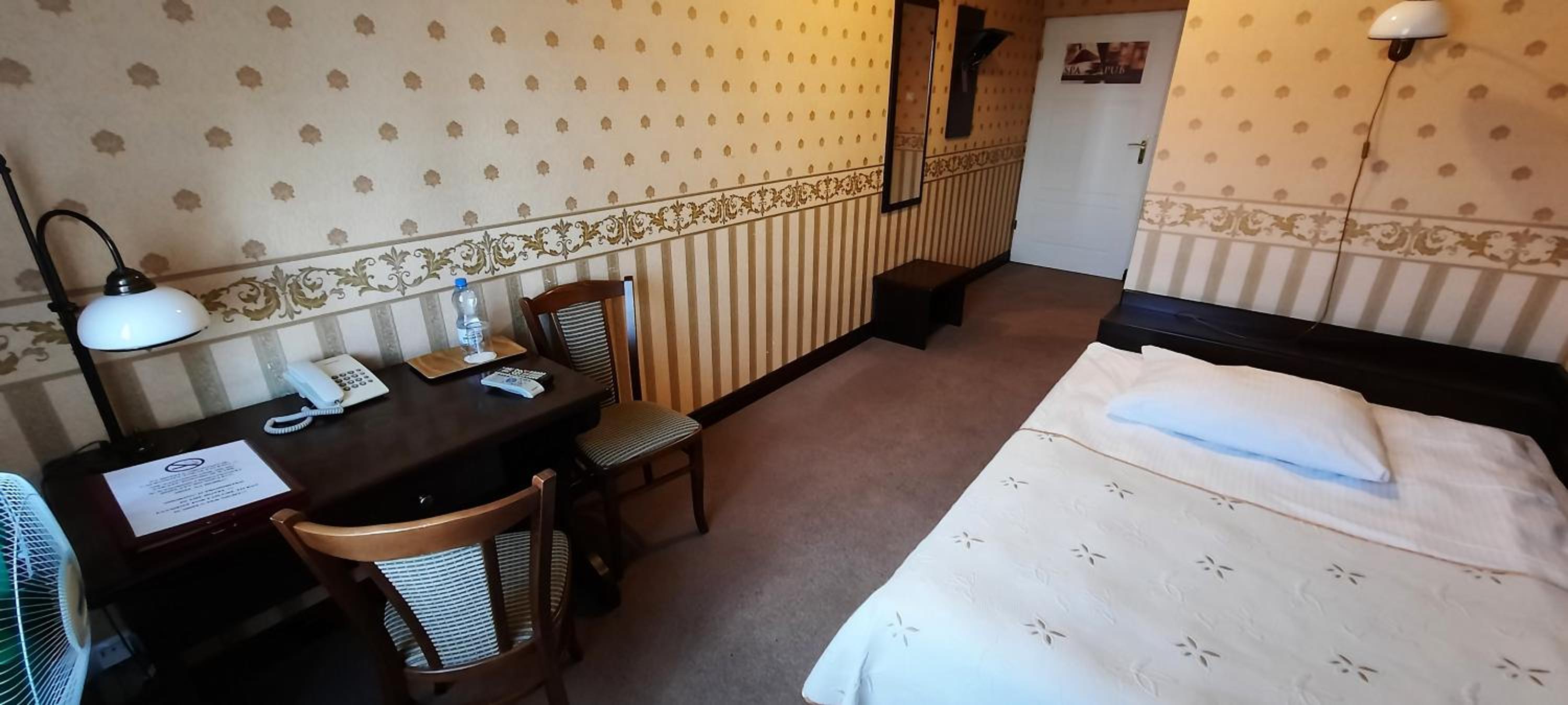 Single Room photo 3