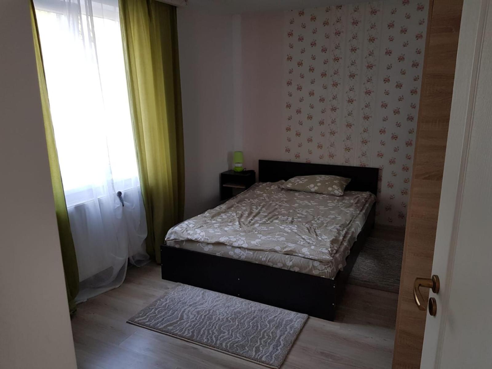 Two-Bedroom Apartment - Photo 2