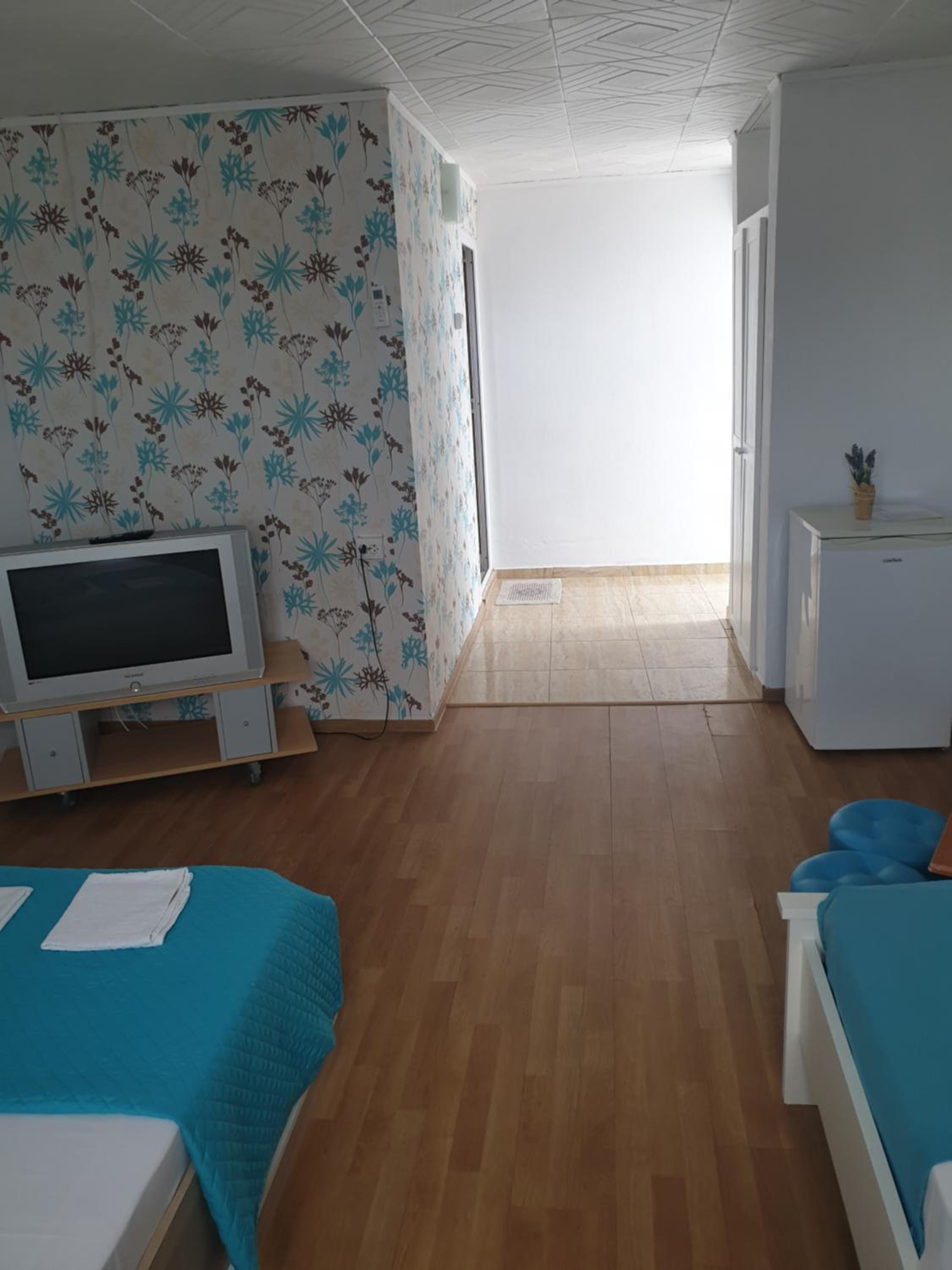 Triple Room - Photo 12