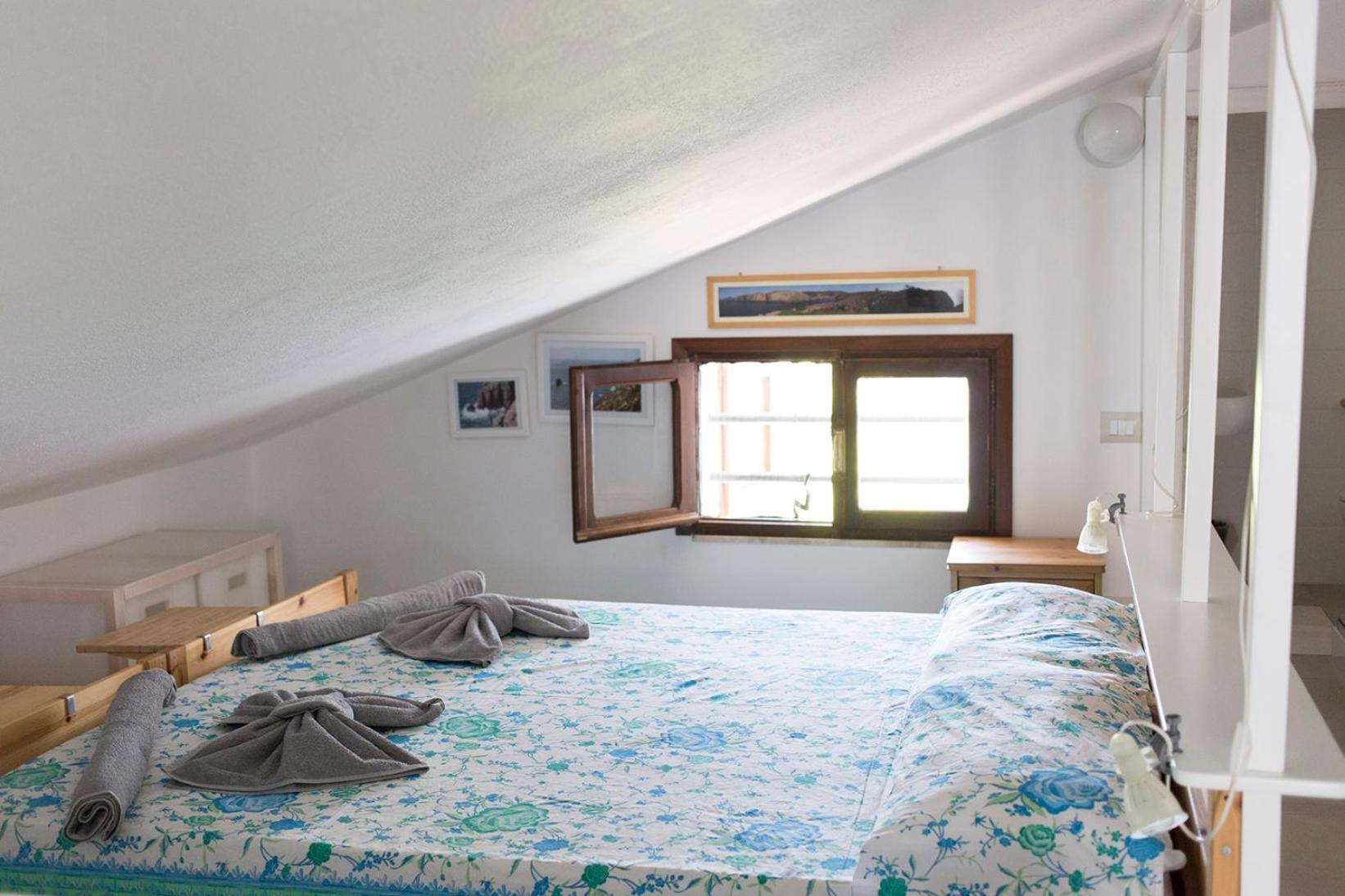 Studio Apartment with Sea View photo 2