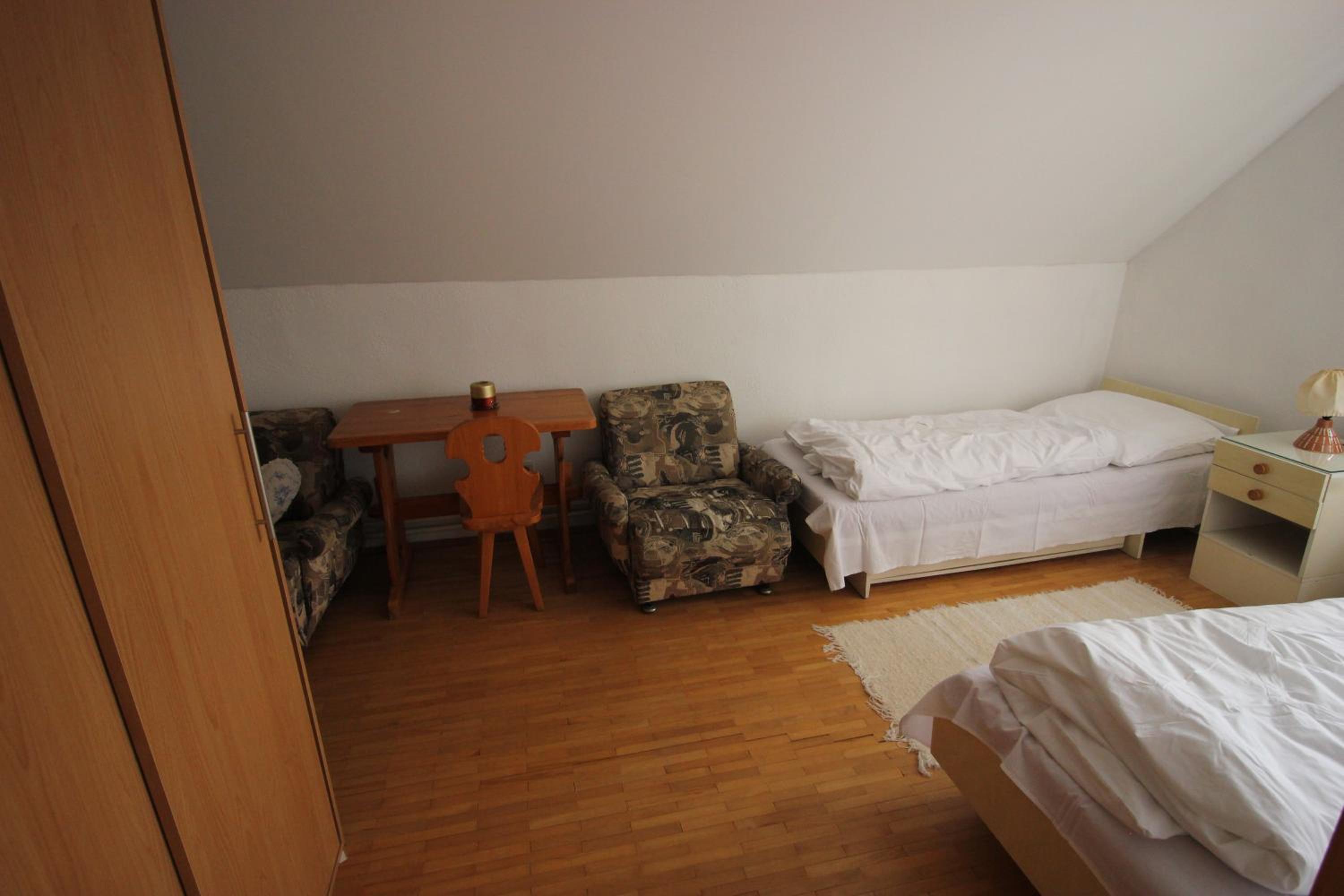 Standard Family Room photo 2