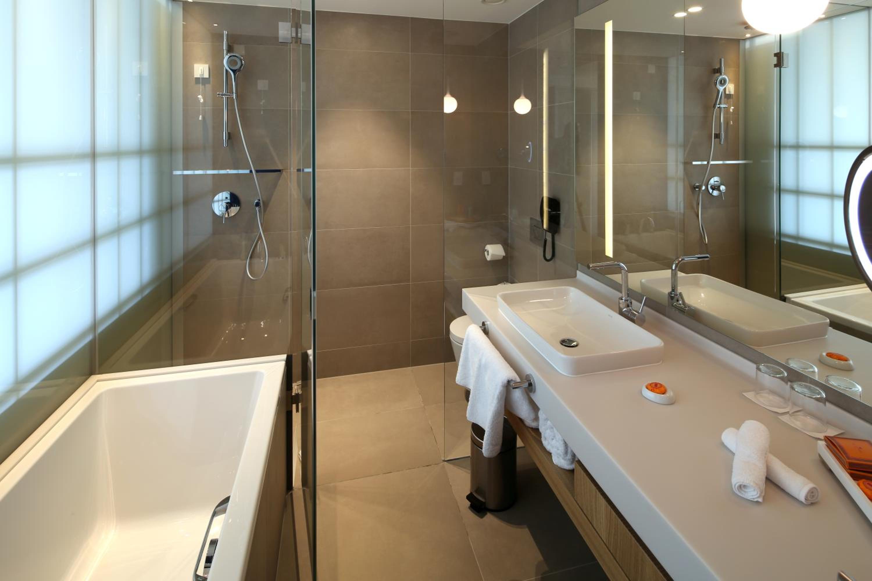 Premium Suite