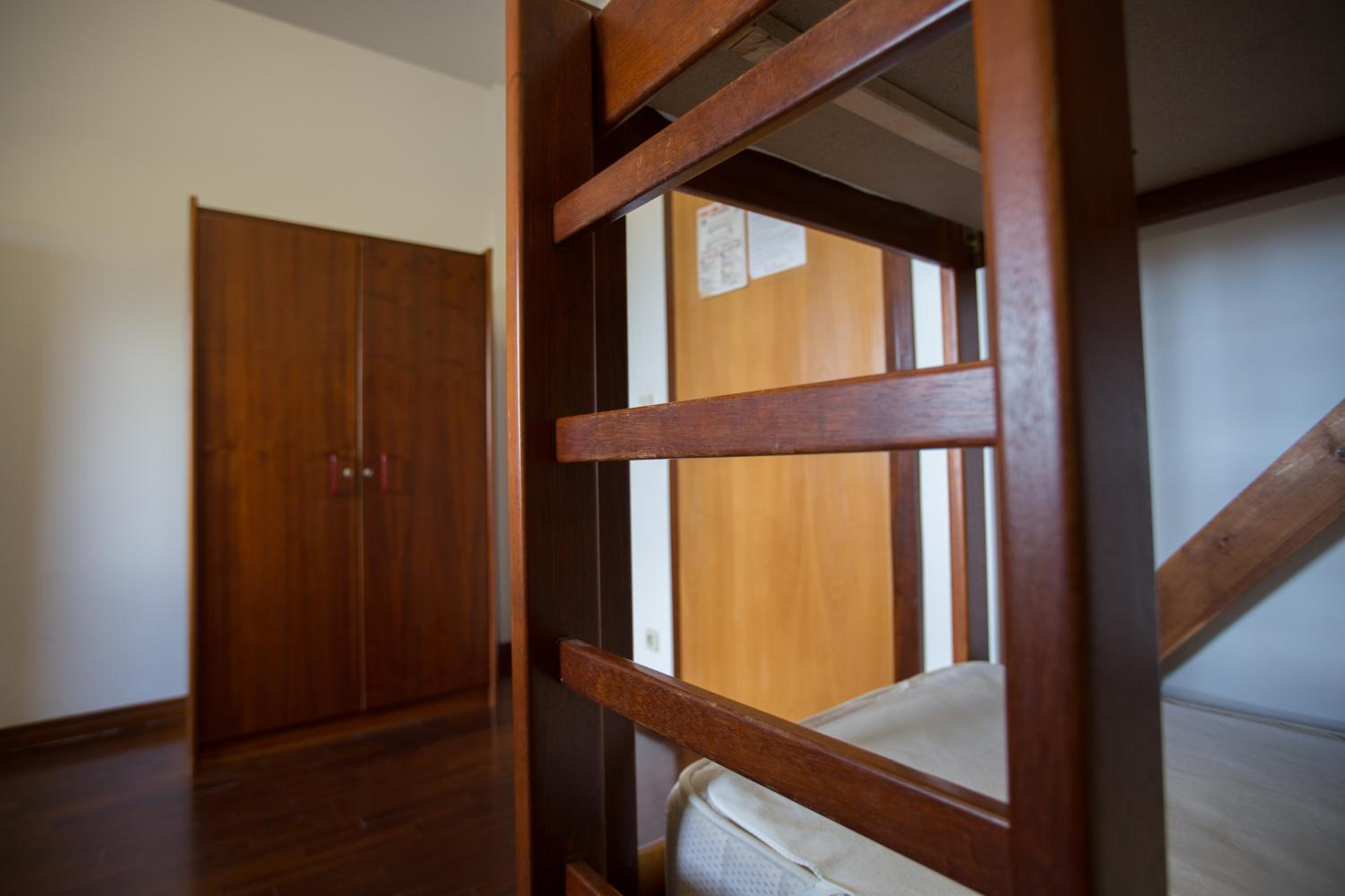 Bed in 6-Bed Male Dormitory Room photo 2
