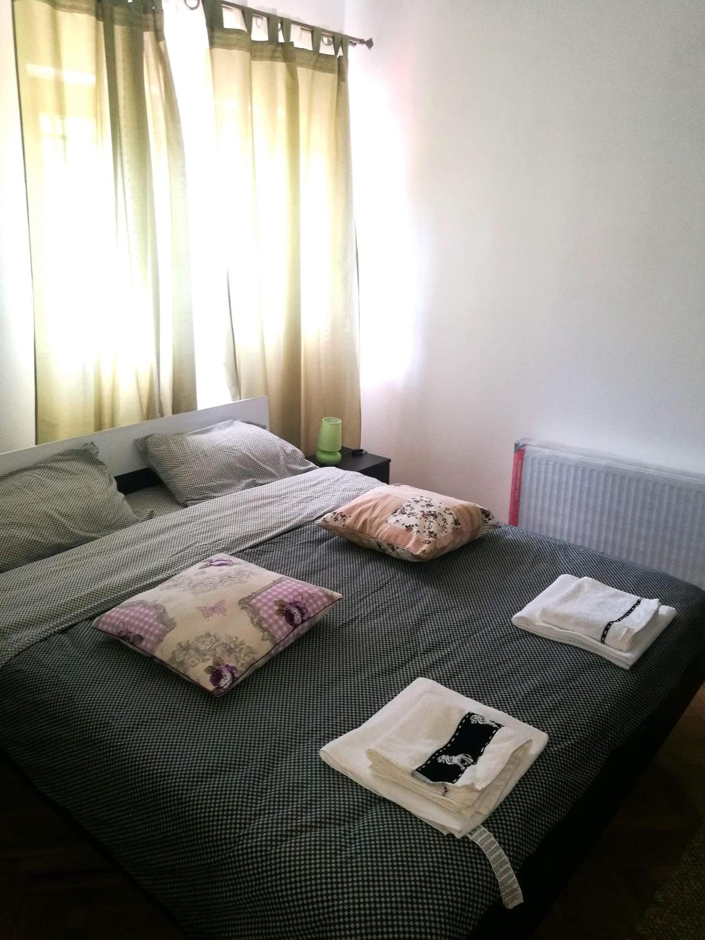 Double Room with Mountain View - Photo 10