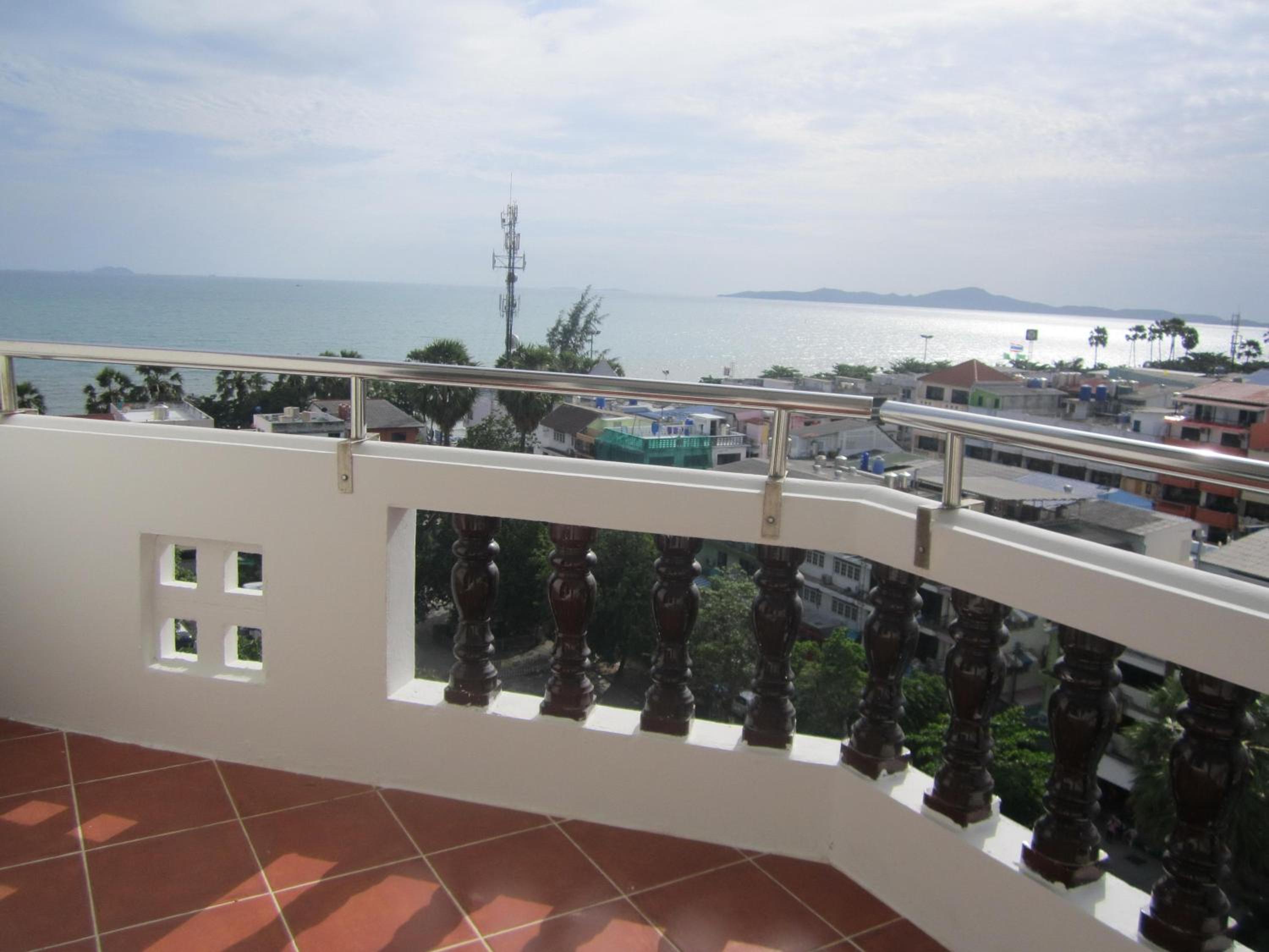 Deluxe Double Room - Photo 2