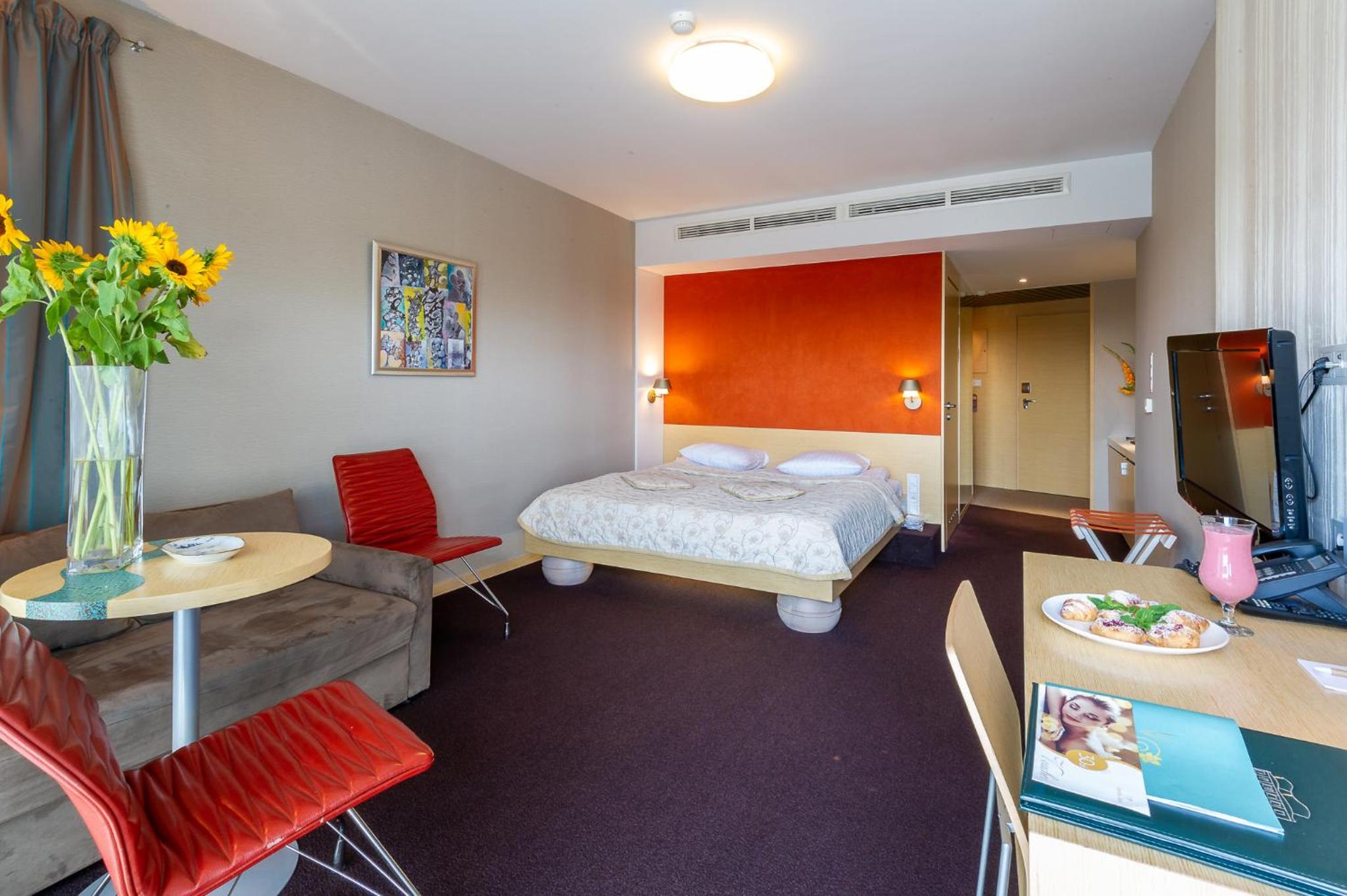 Double Room with Terrace - Photo 1