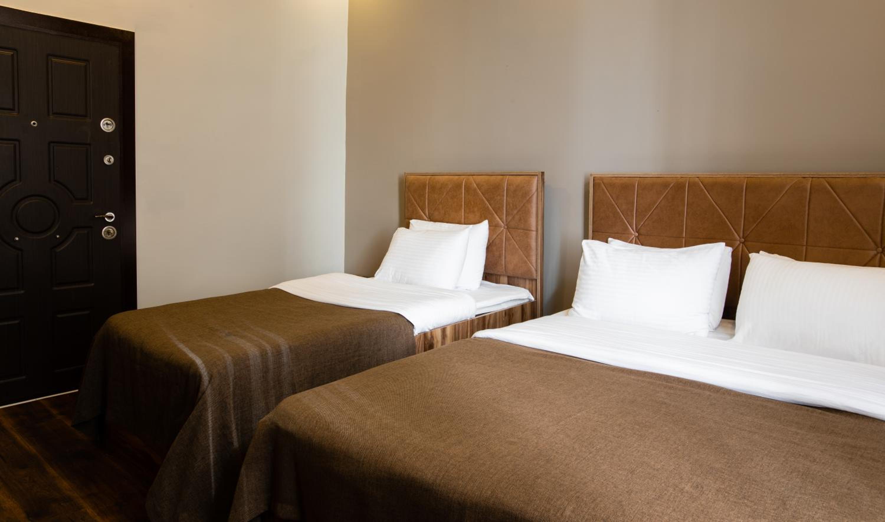 Standard Double or Twin Room photo 2