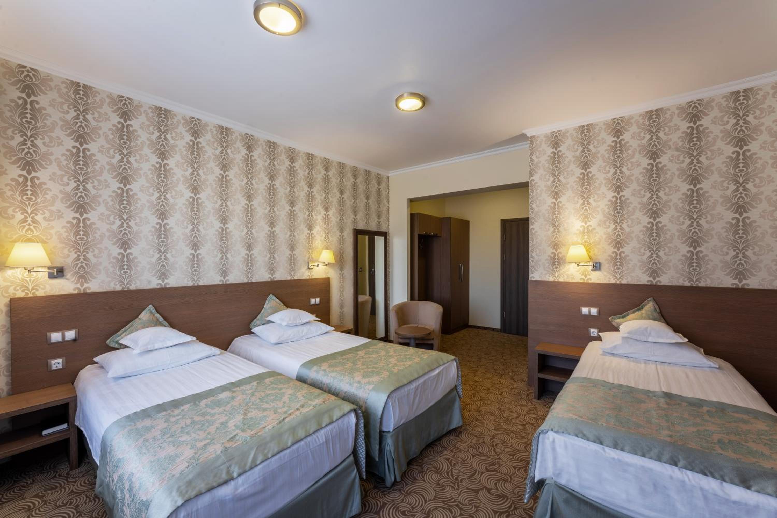 Triple Room photo 3