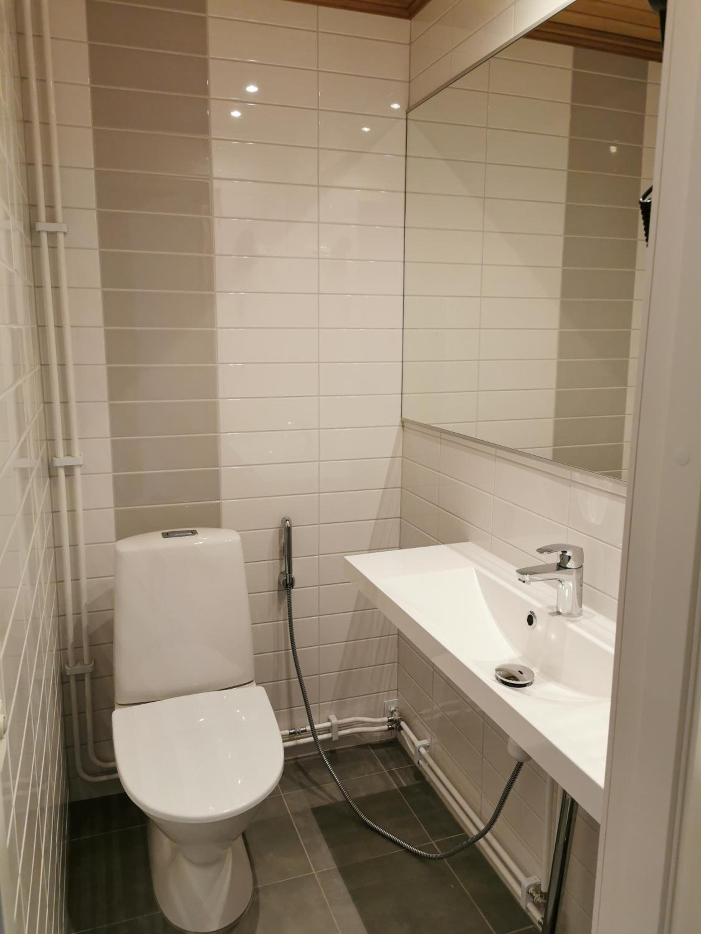 Suite - Photo 3