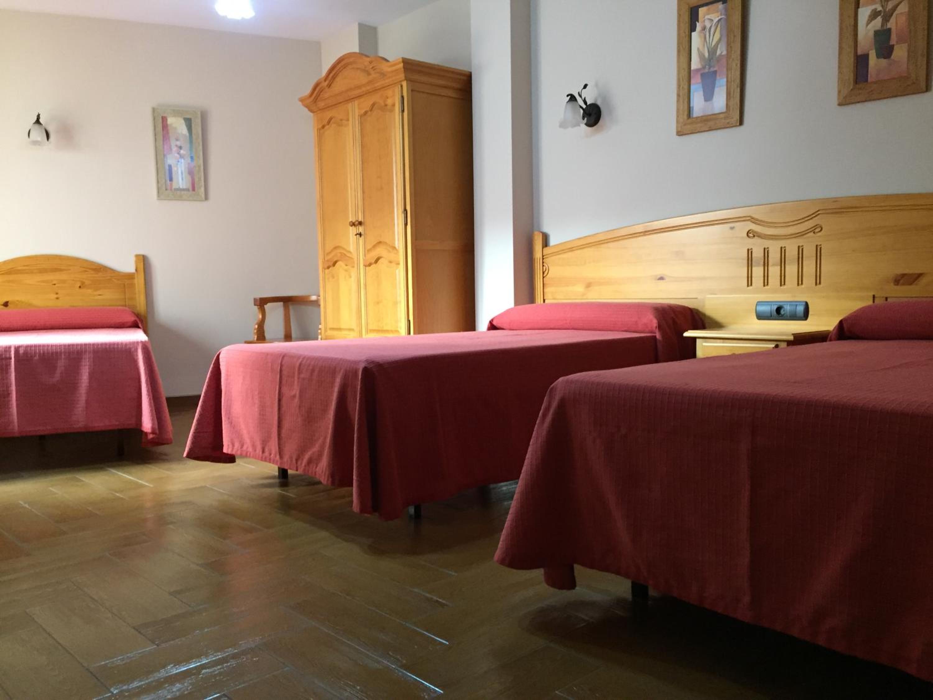 Triple Room - Photo 5