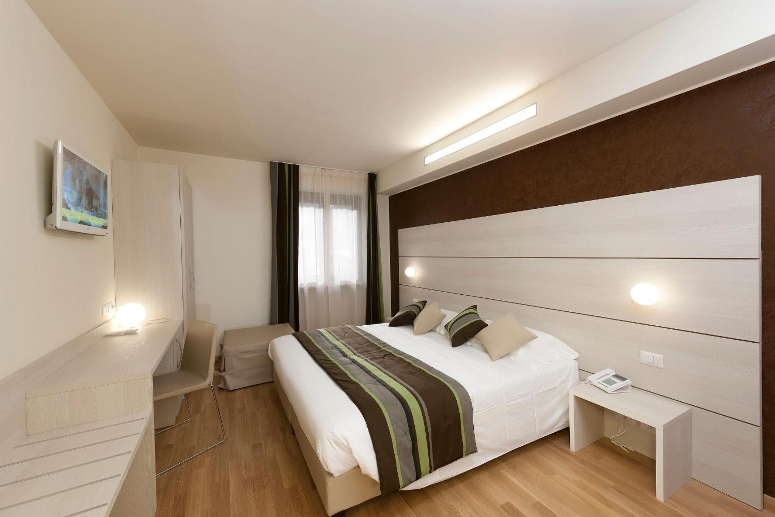Superior Double Room photo 2