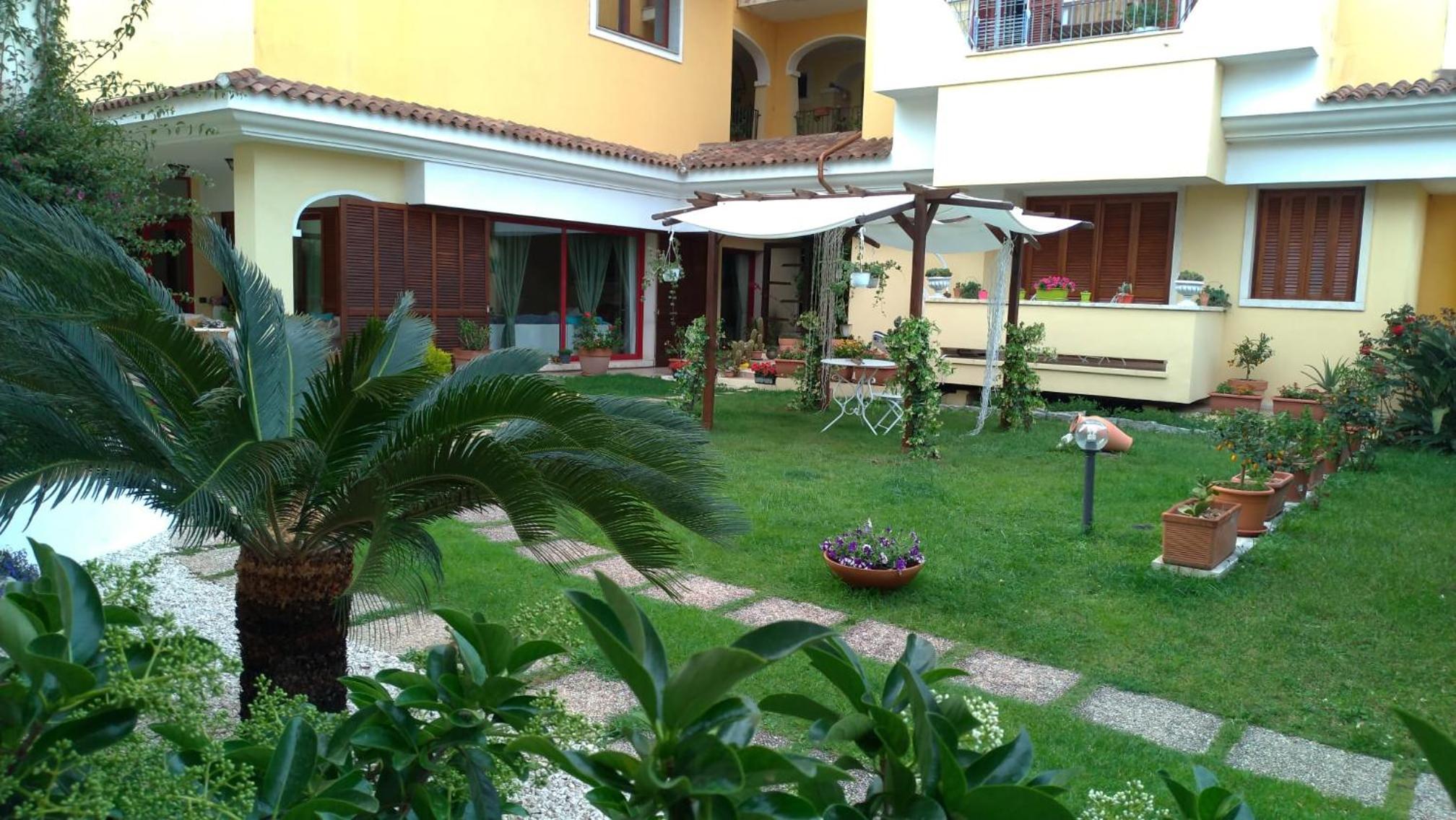 Large Double Room - Photo 16