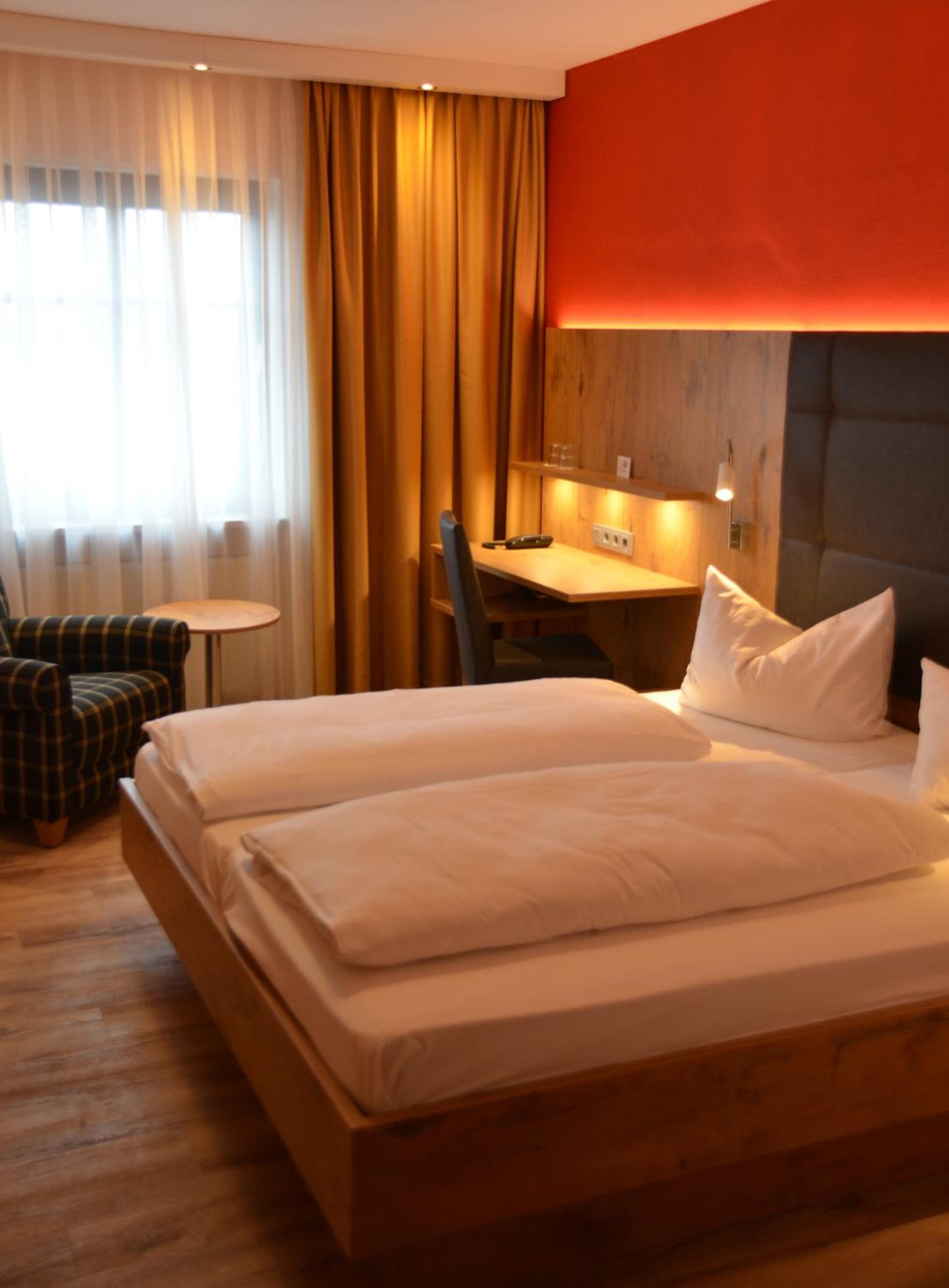 Premium Double Room with Balcony/Terrace - Photo 6