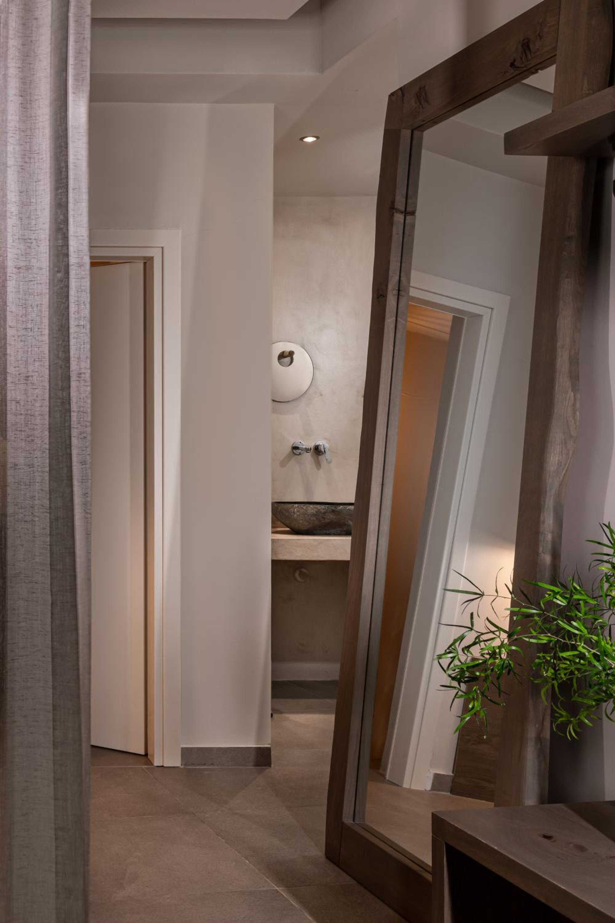 Master Two bedroom Suite - Photo 2