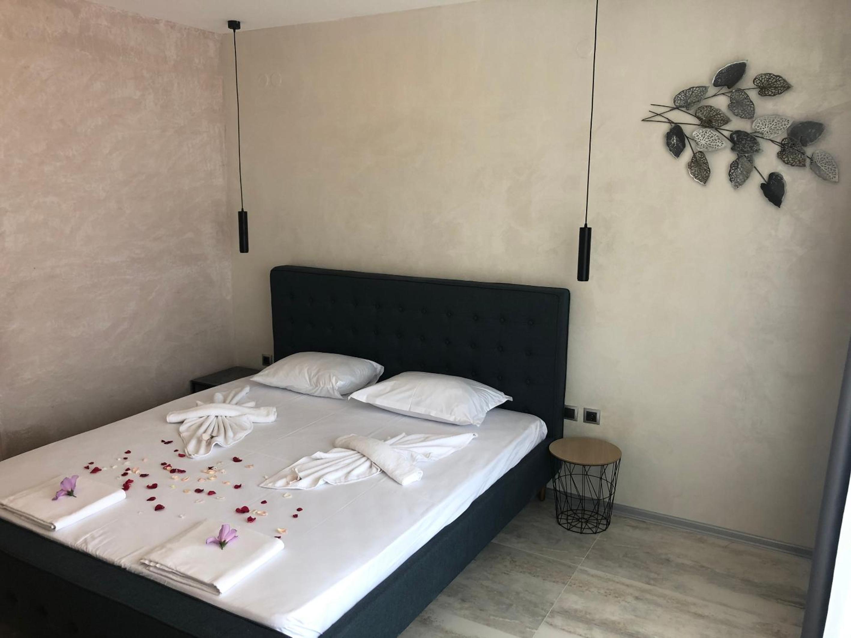 Deluxe Double Room - Photo 1
