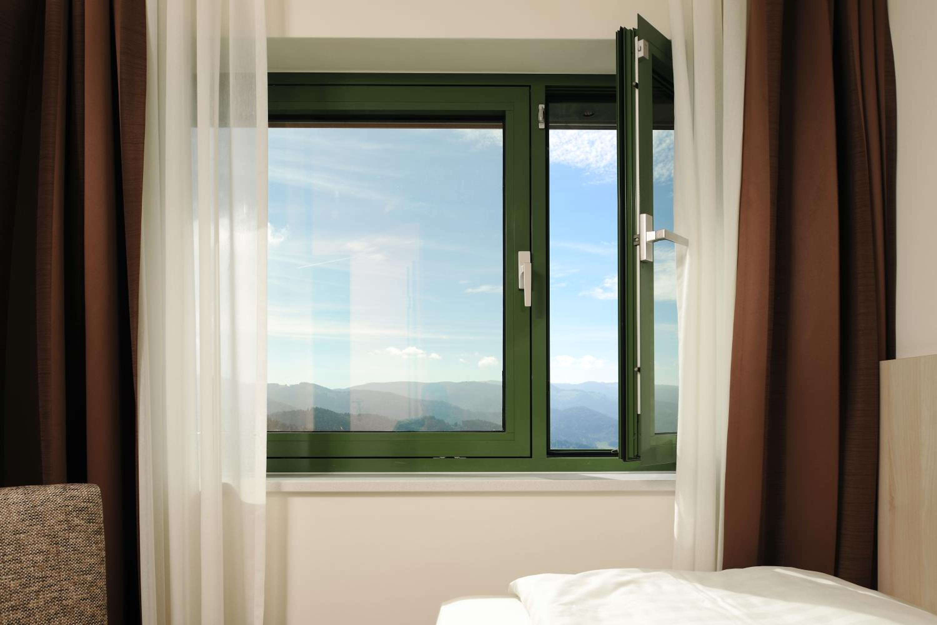 Double Room with Private Bathroom - Photo 5