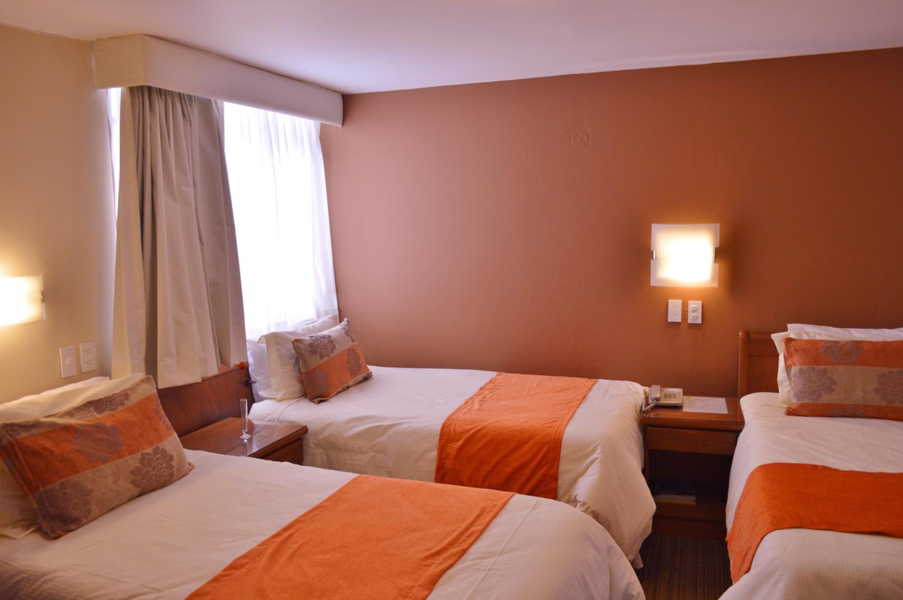 Triple Room photo 2