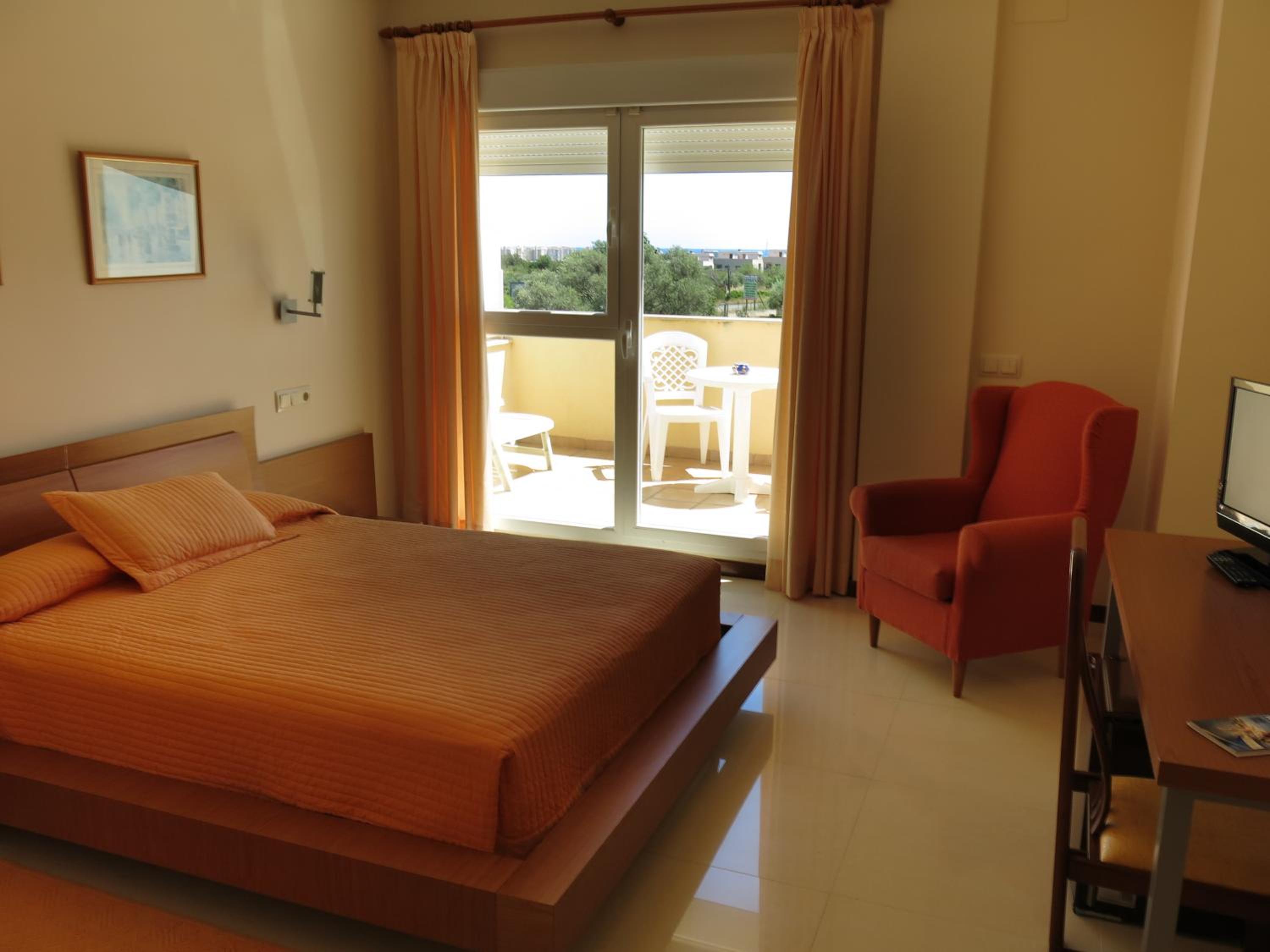 Double or Twin Room photo 2