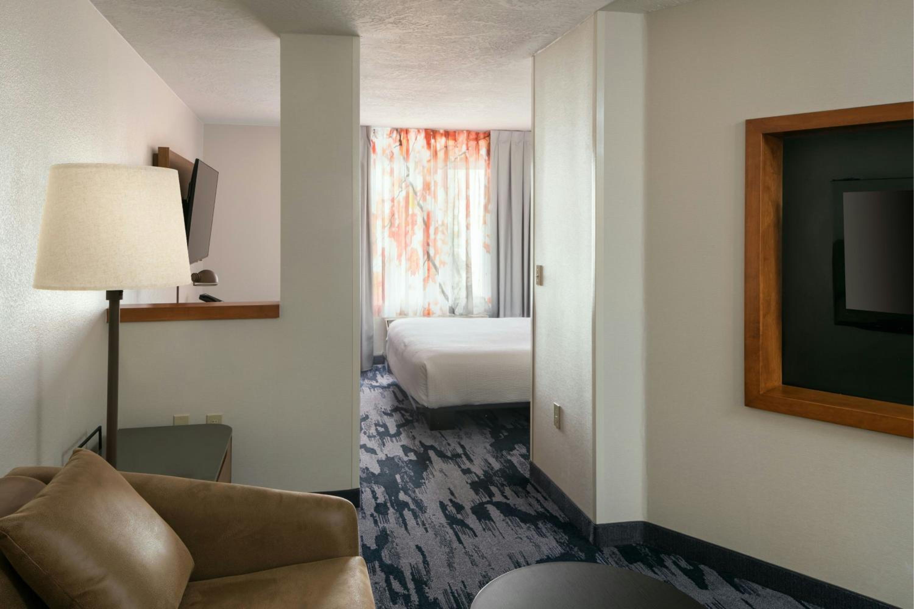 King Suite with Sofa Bed - Hearing Accessible