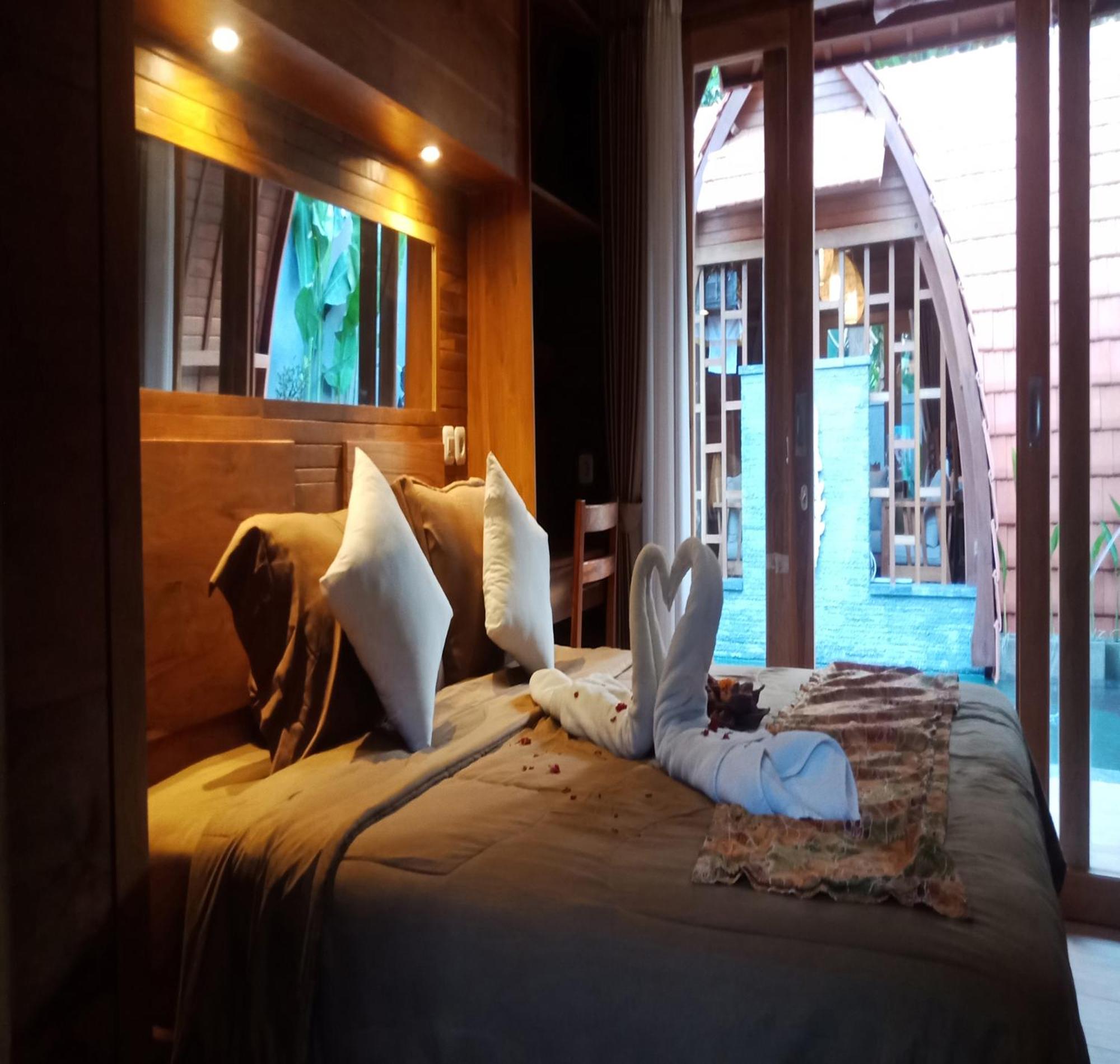 Two-Bedroom Villa - Photo 11