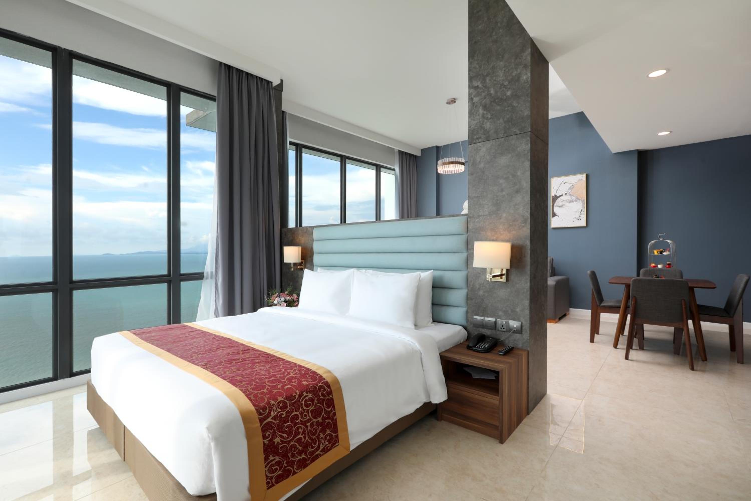 Premium Suite photo 2