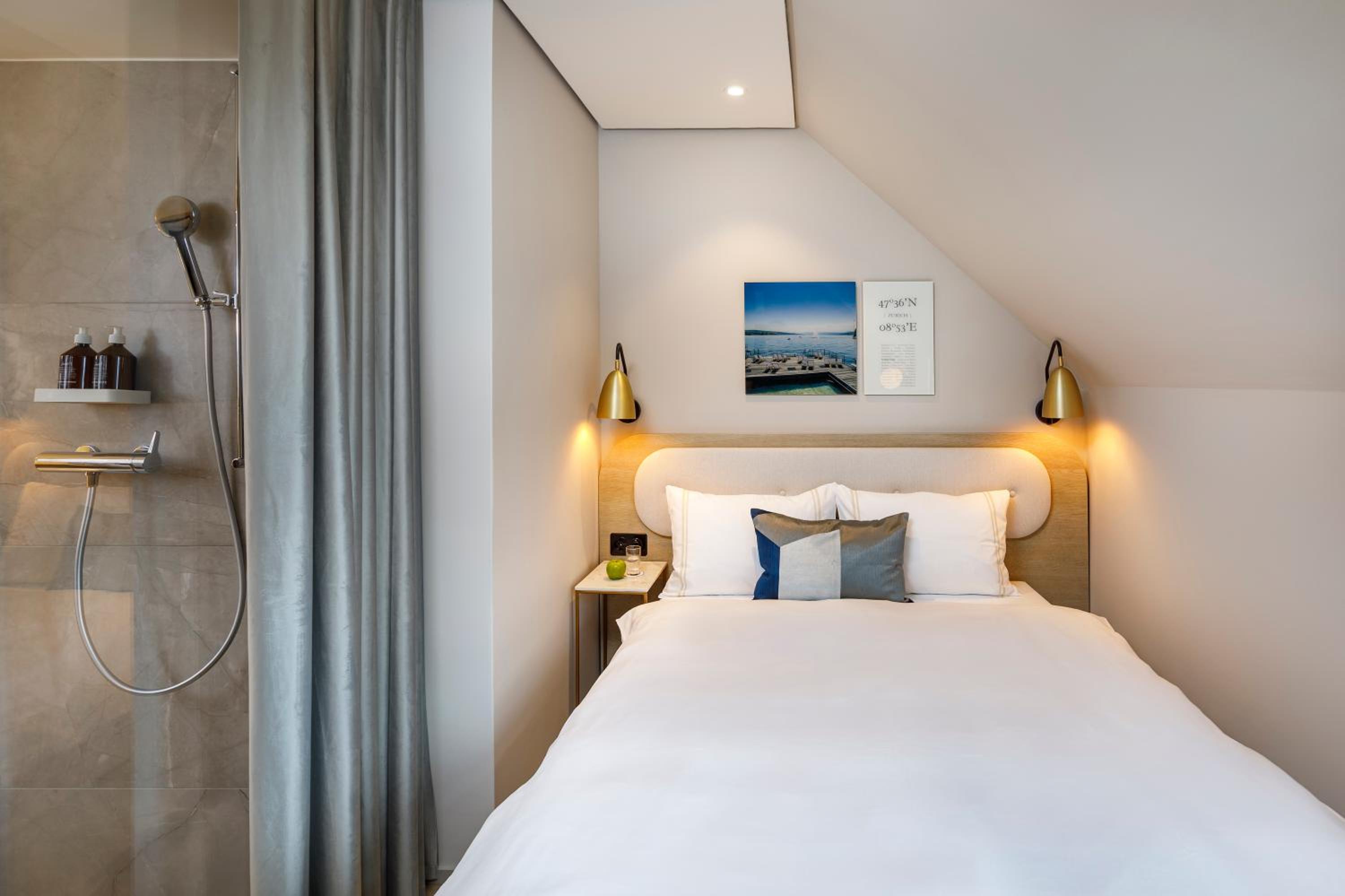 Small Single Room photo 1
