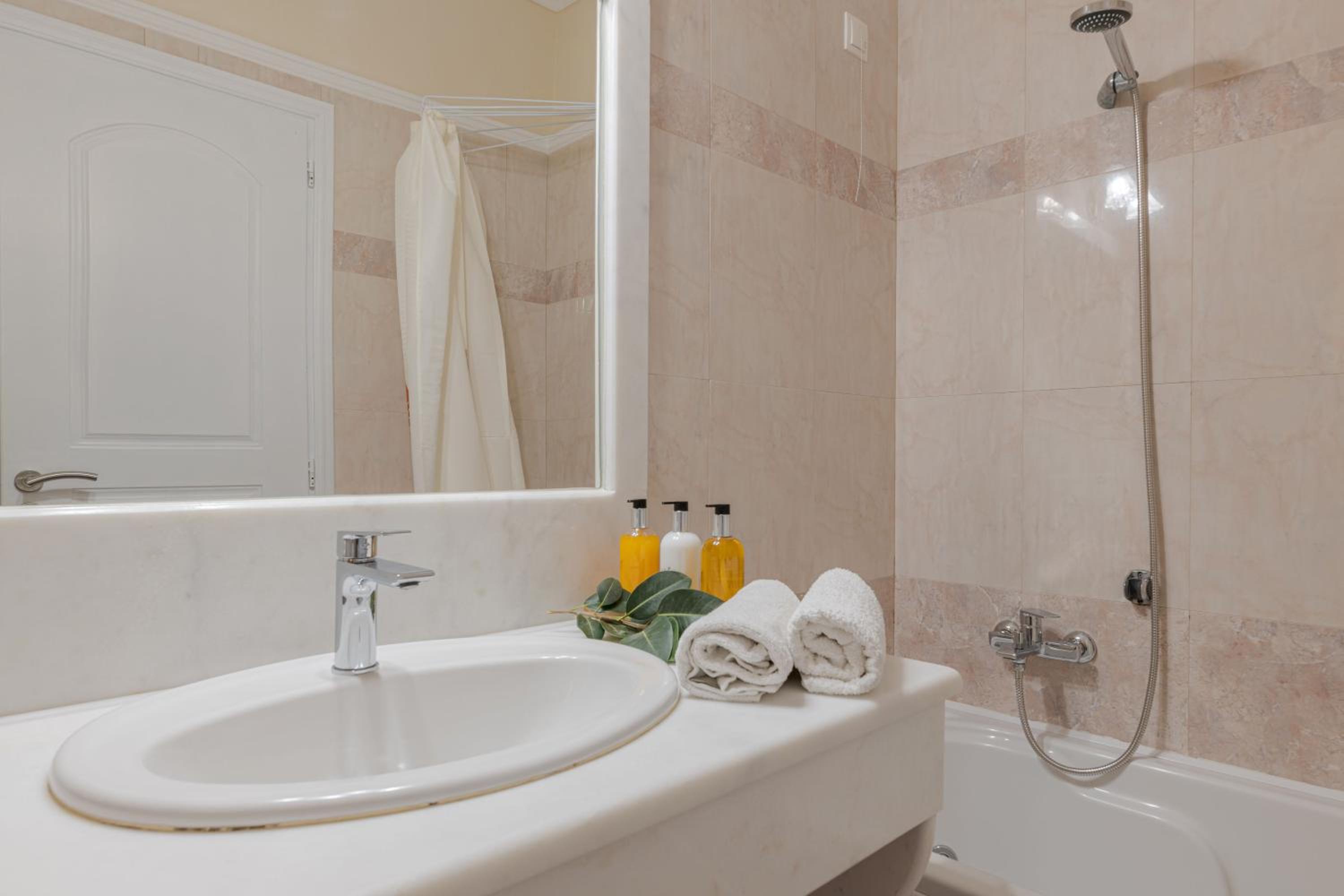 Standard Room - Photo 3